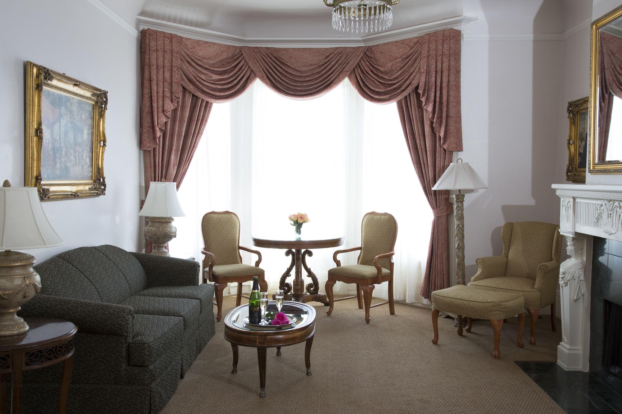 Majestic Hotel 3*
