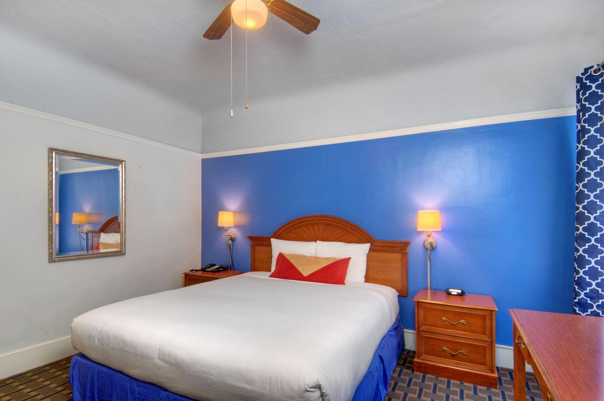 Hotel The Monarch 2*