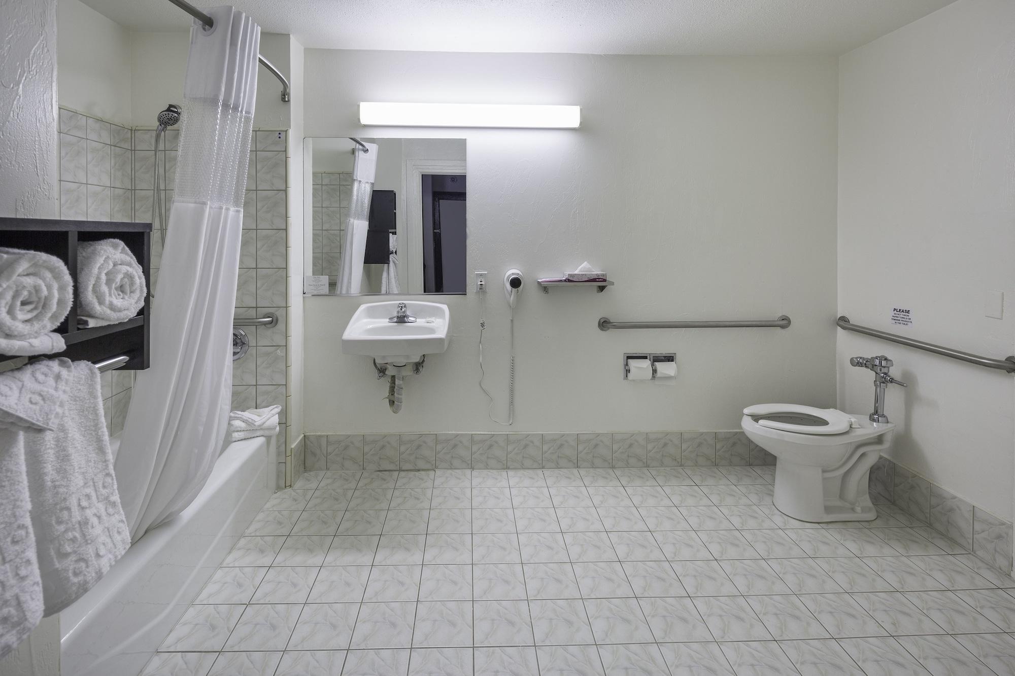 Adante Hotel, A C-two Hotel 3*