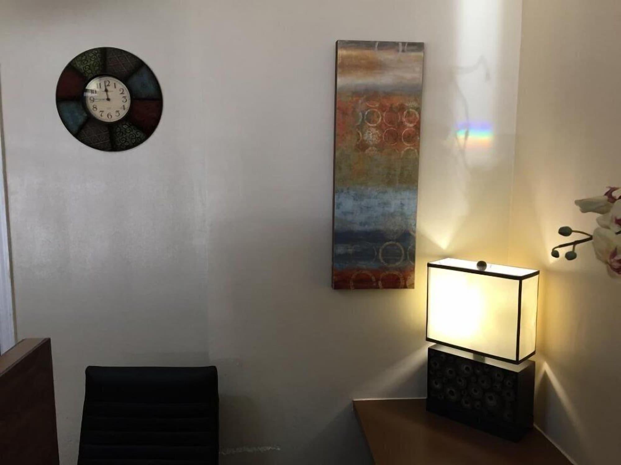 Civic Center Motel 2*