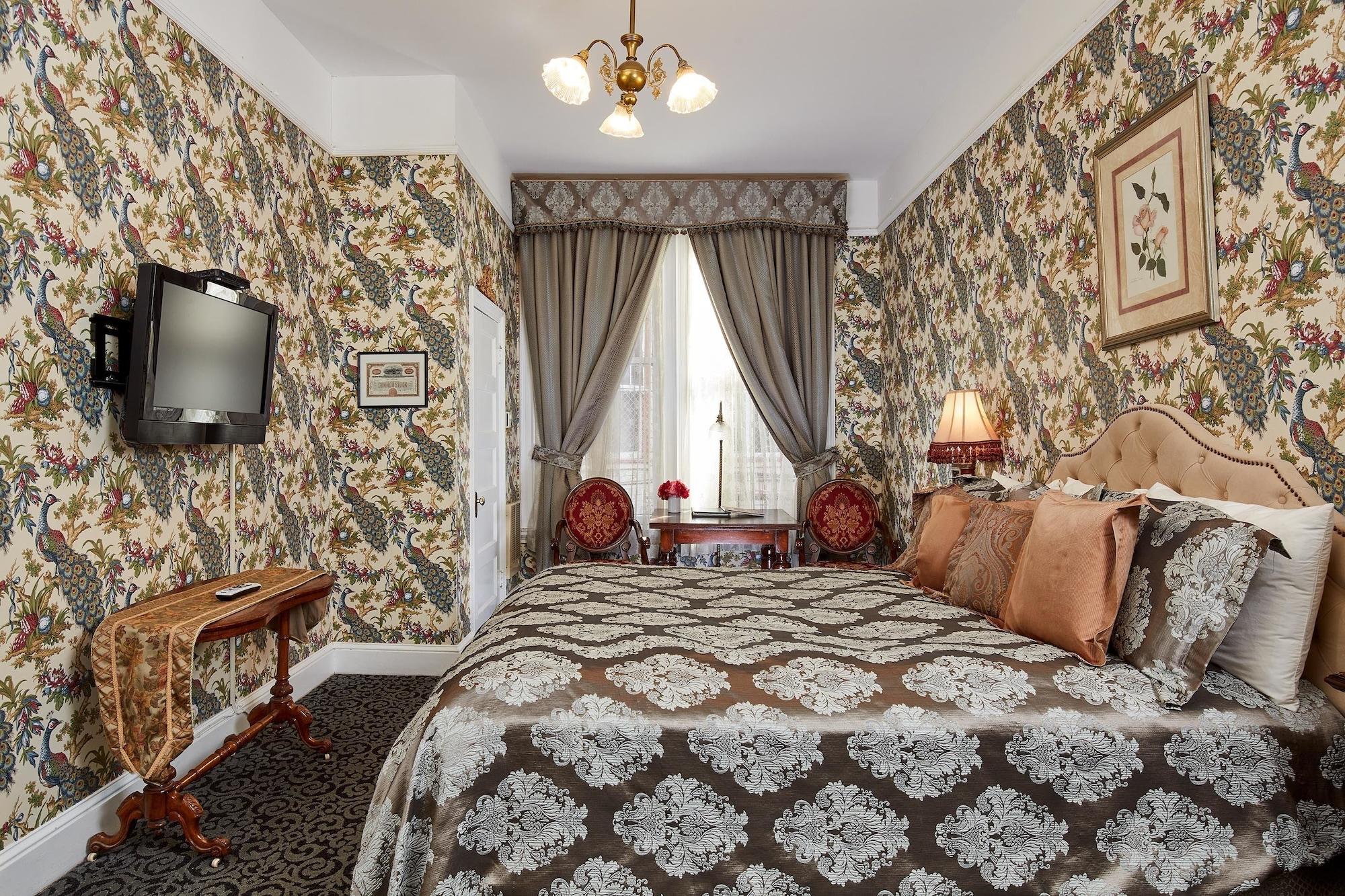 Queen Anne 3*