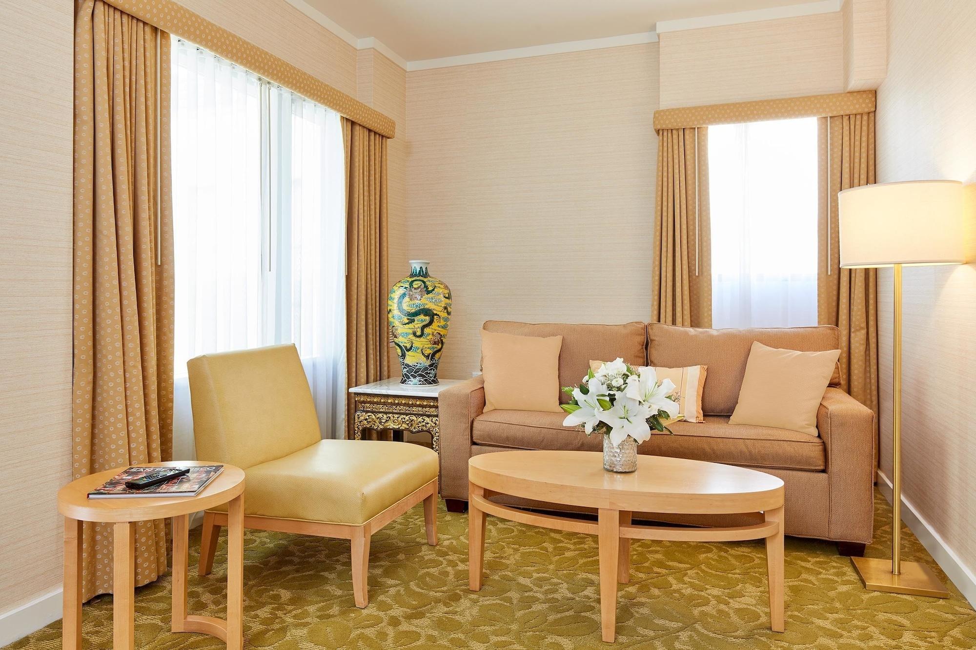 Hotel Orchard Garden 4*