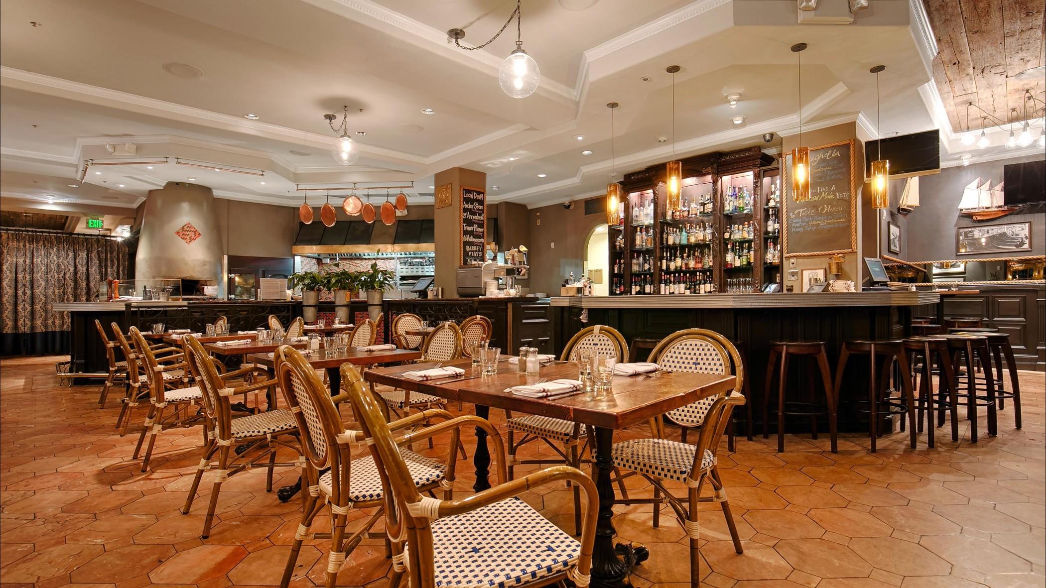 Zoe Fisherman's Wharf 4*