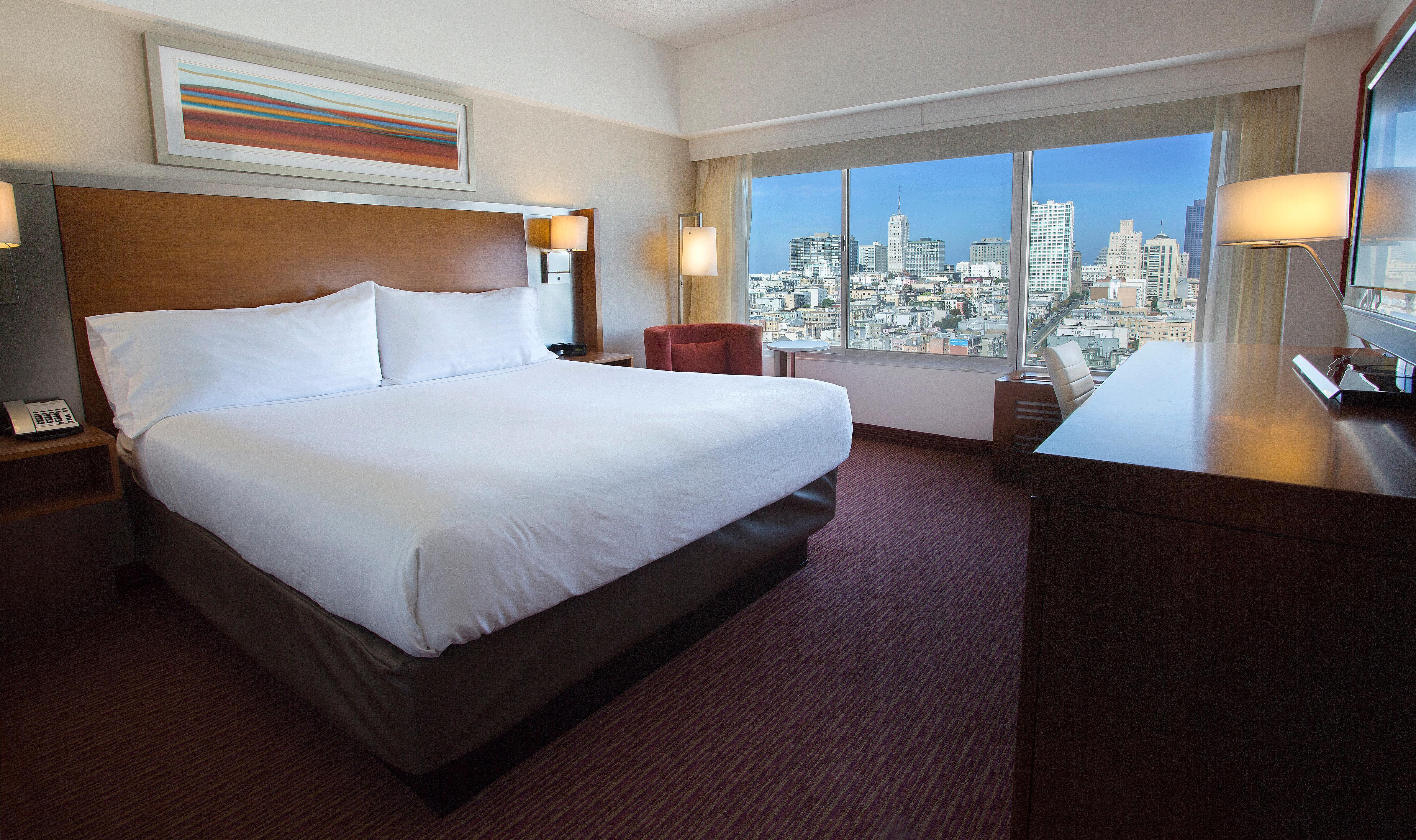 Holiday - Golden Gateway Newly Renovated With No Fee 3*