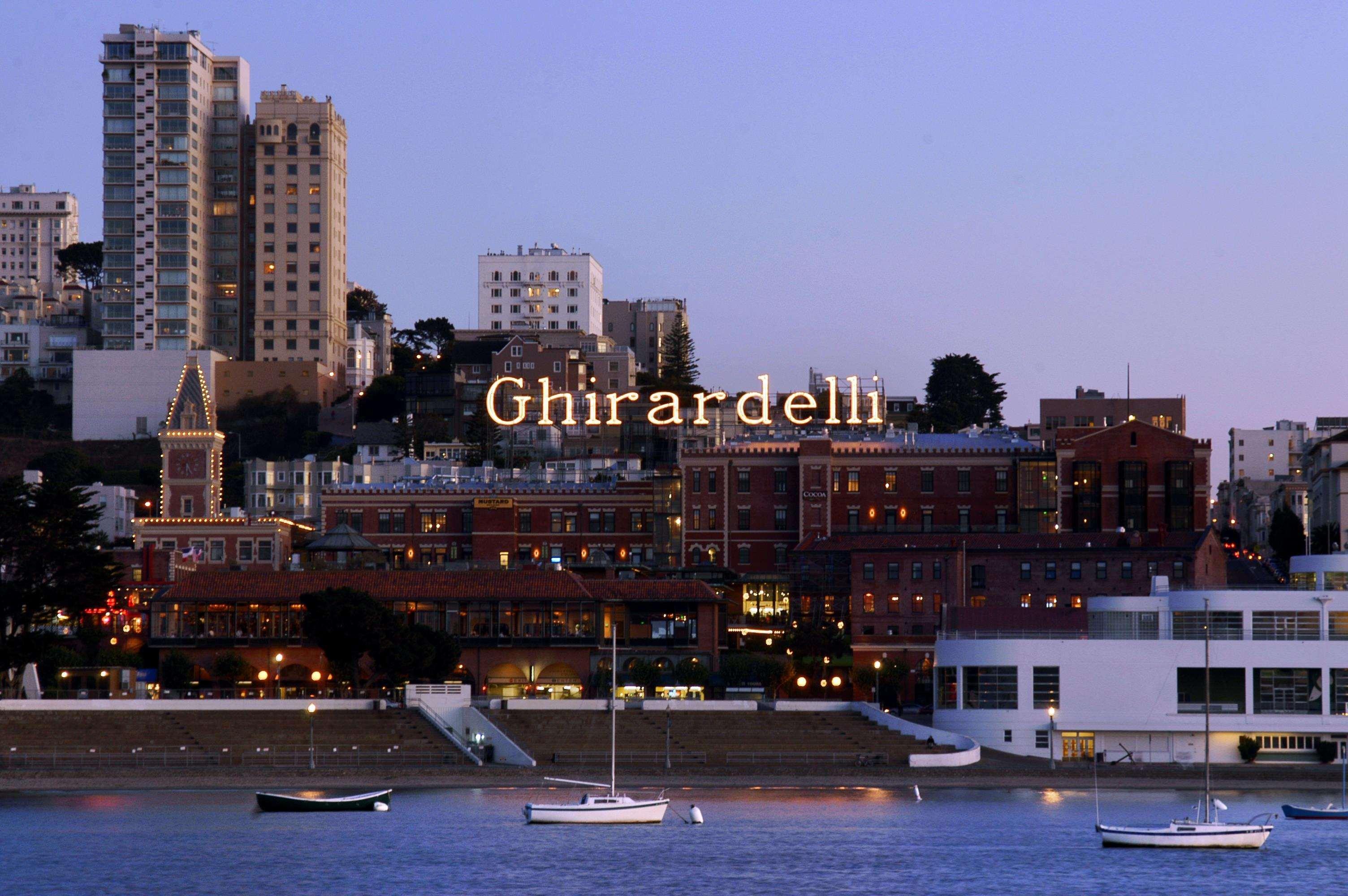 The Fairmont Heritage Place Ghirardelli Square 5* San Francisco