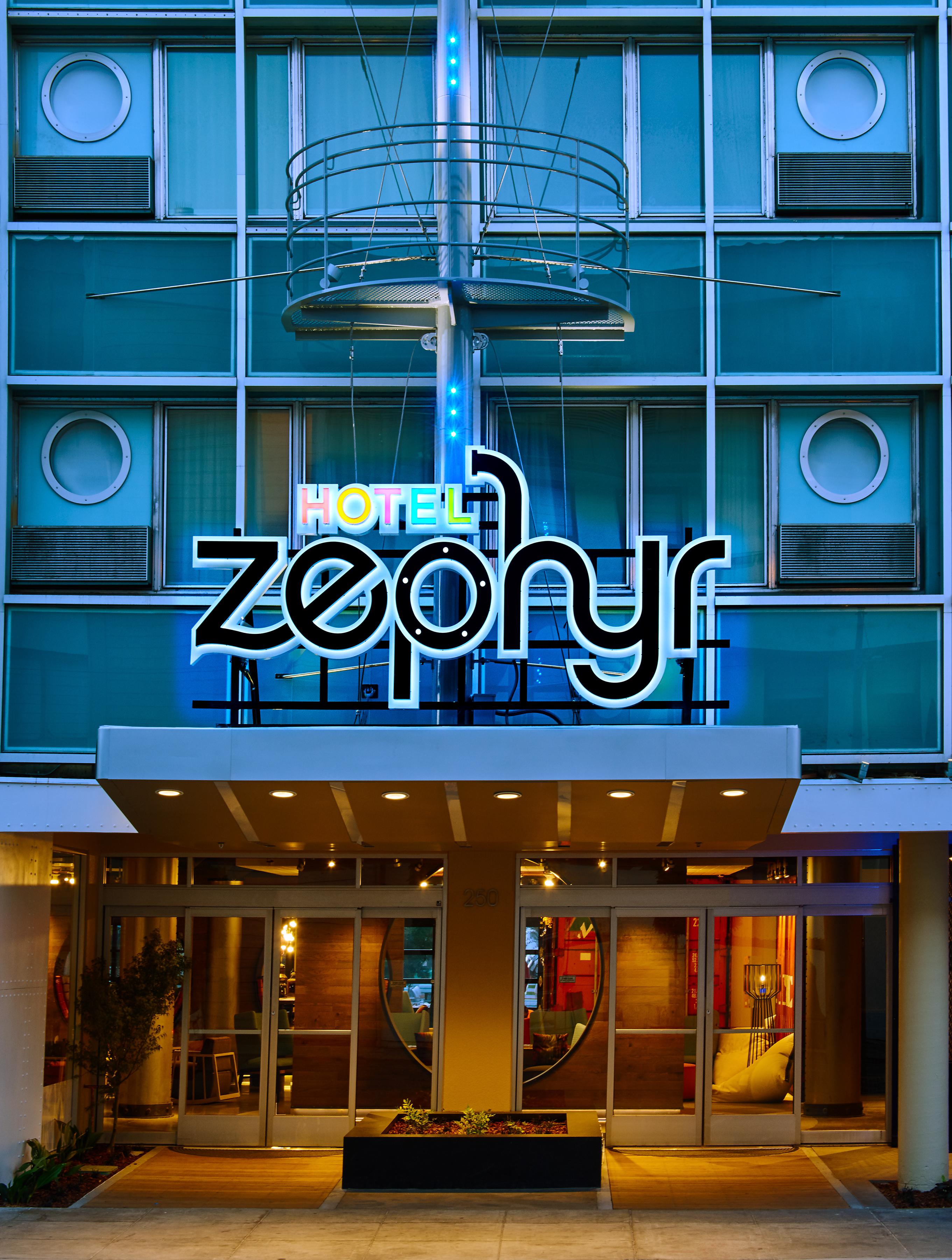 Hotel Zephyr 4*