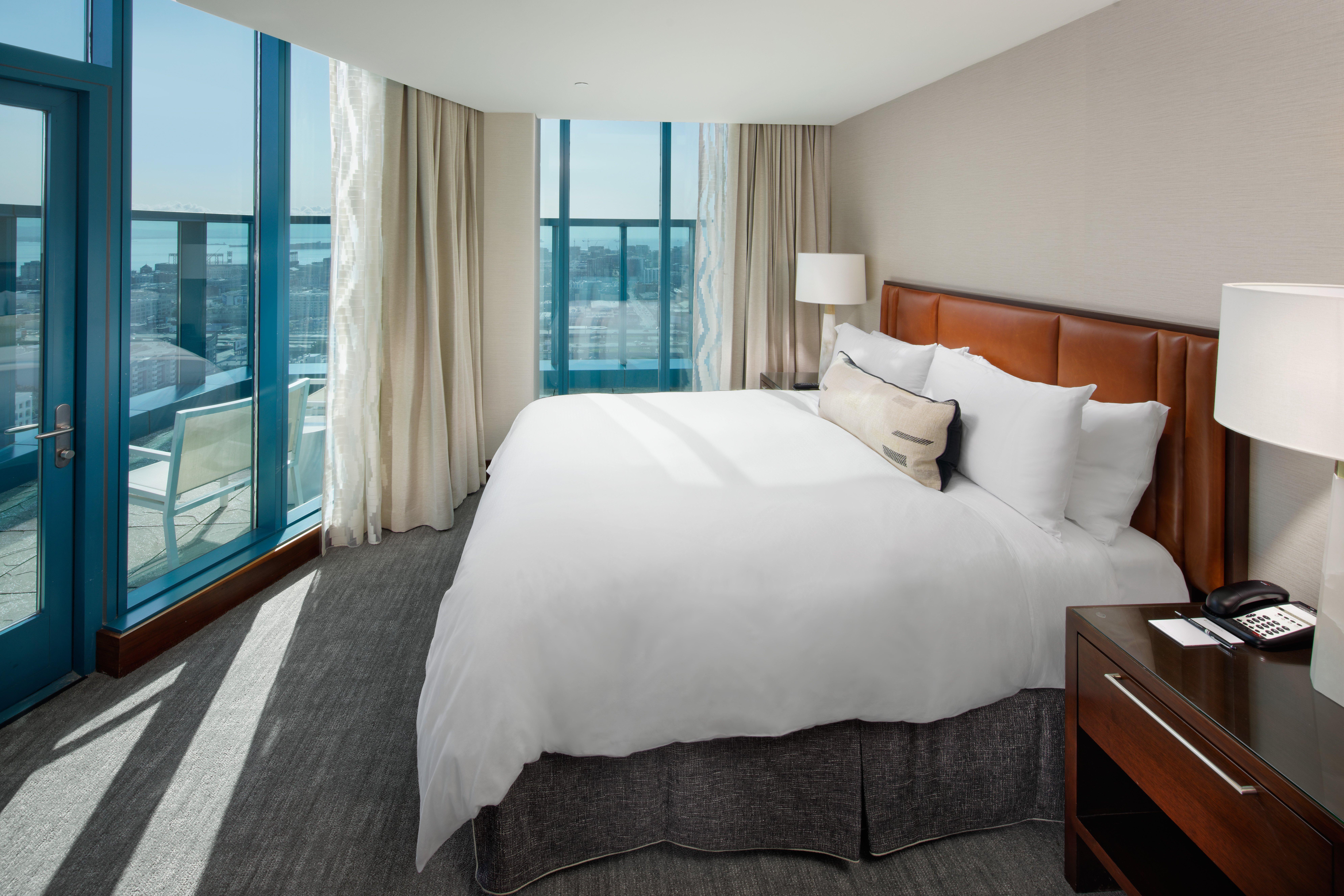 Intercontinental By Ihg Hotel 4*