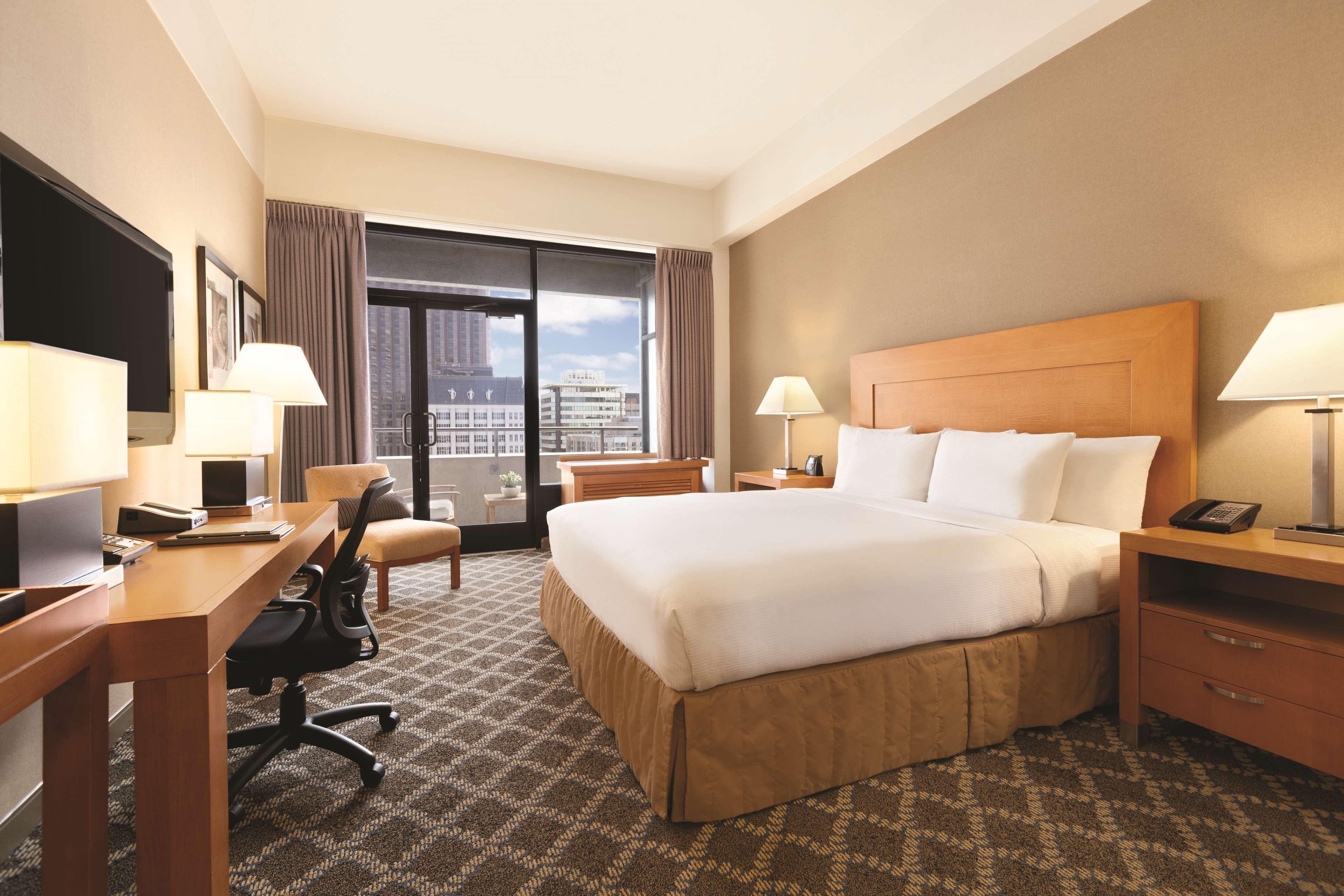 Hilton Financial District Hotel 4*