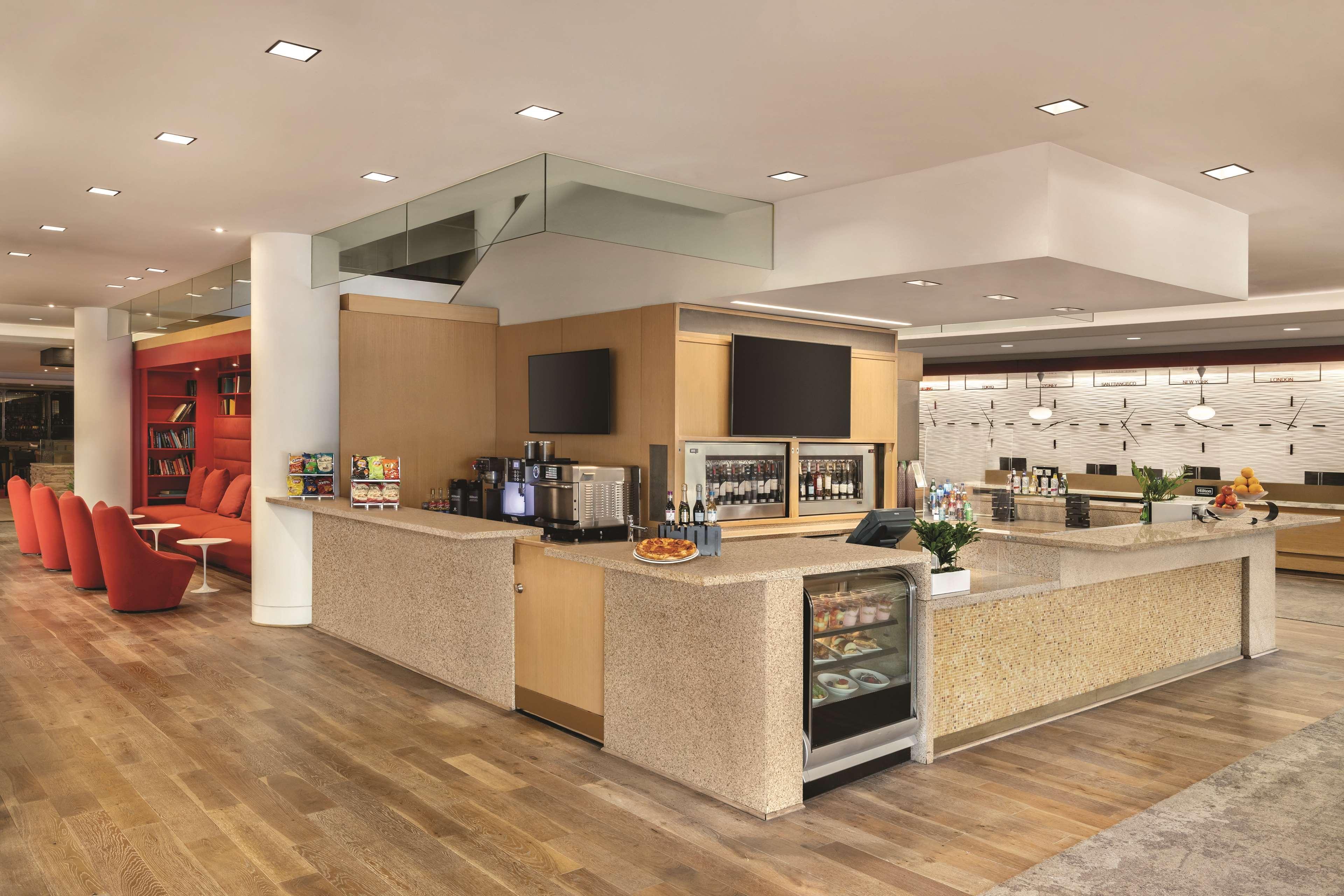 Hilton Financial District 4* San Francisco