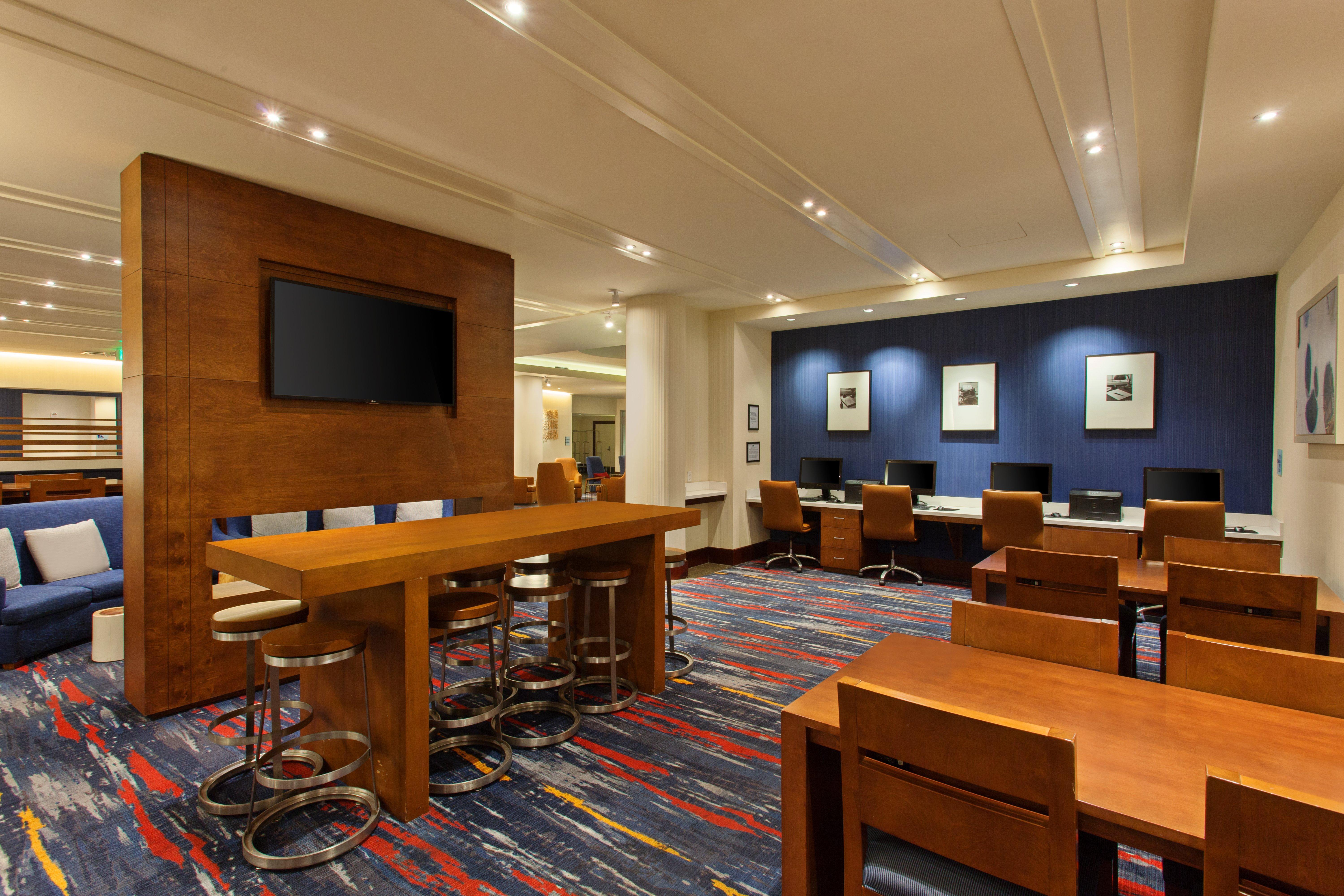 Hotel Express & Fisherman's Wharf By Ihg 3*