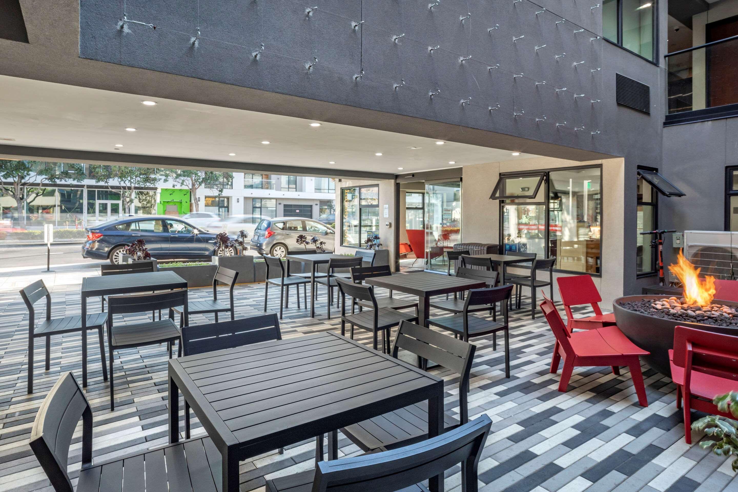Infinity San Francisco, Tapestry Collection By Hilton Hotel 4*