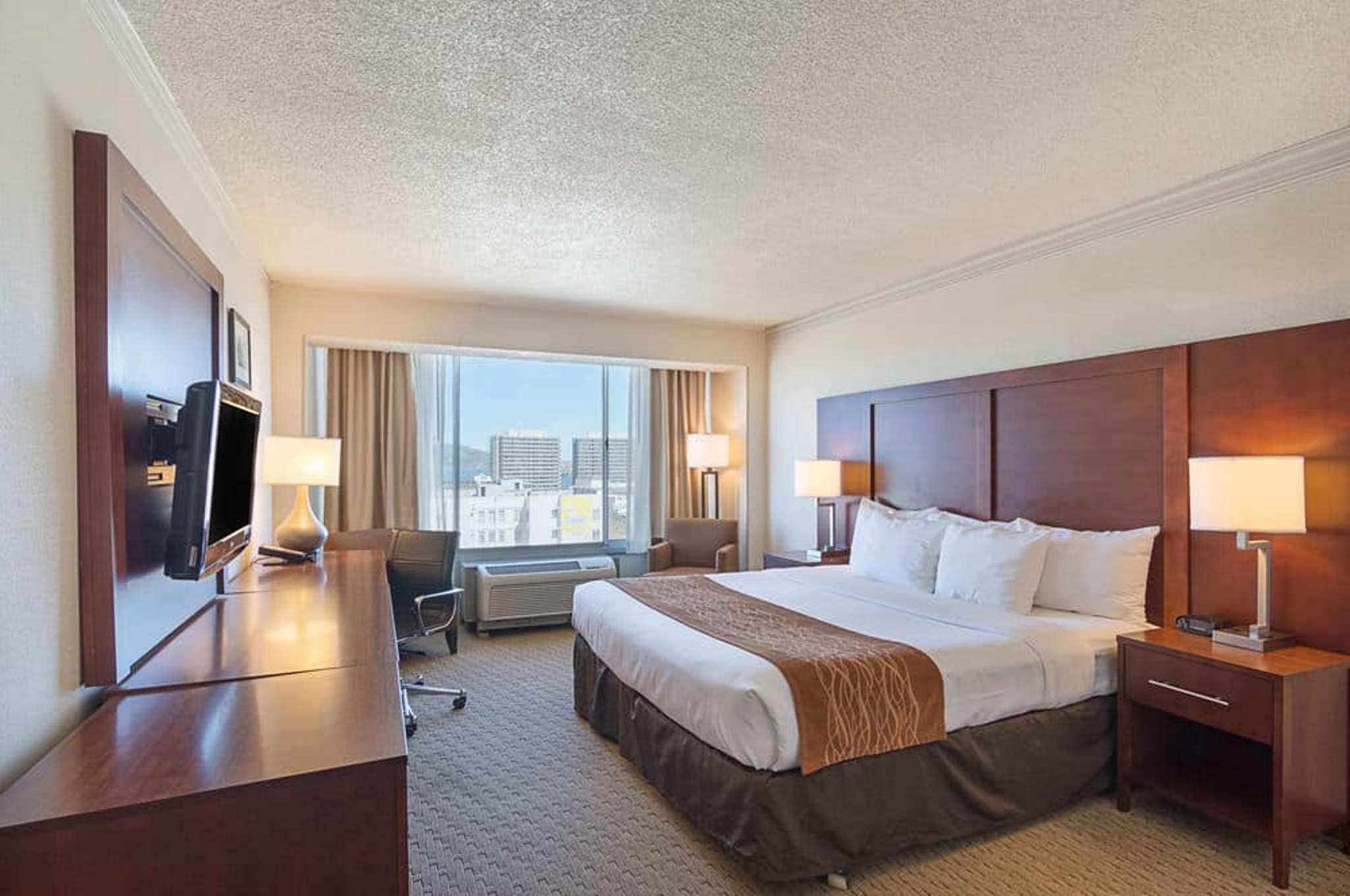 Inn Comfort By The Bay