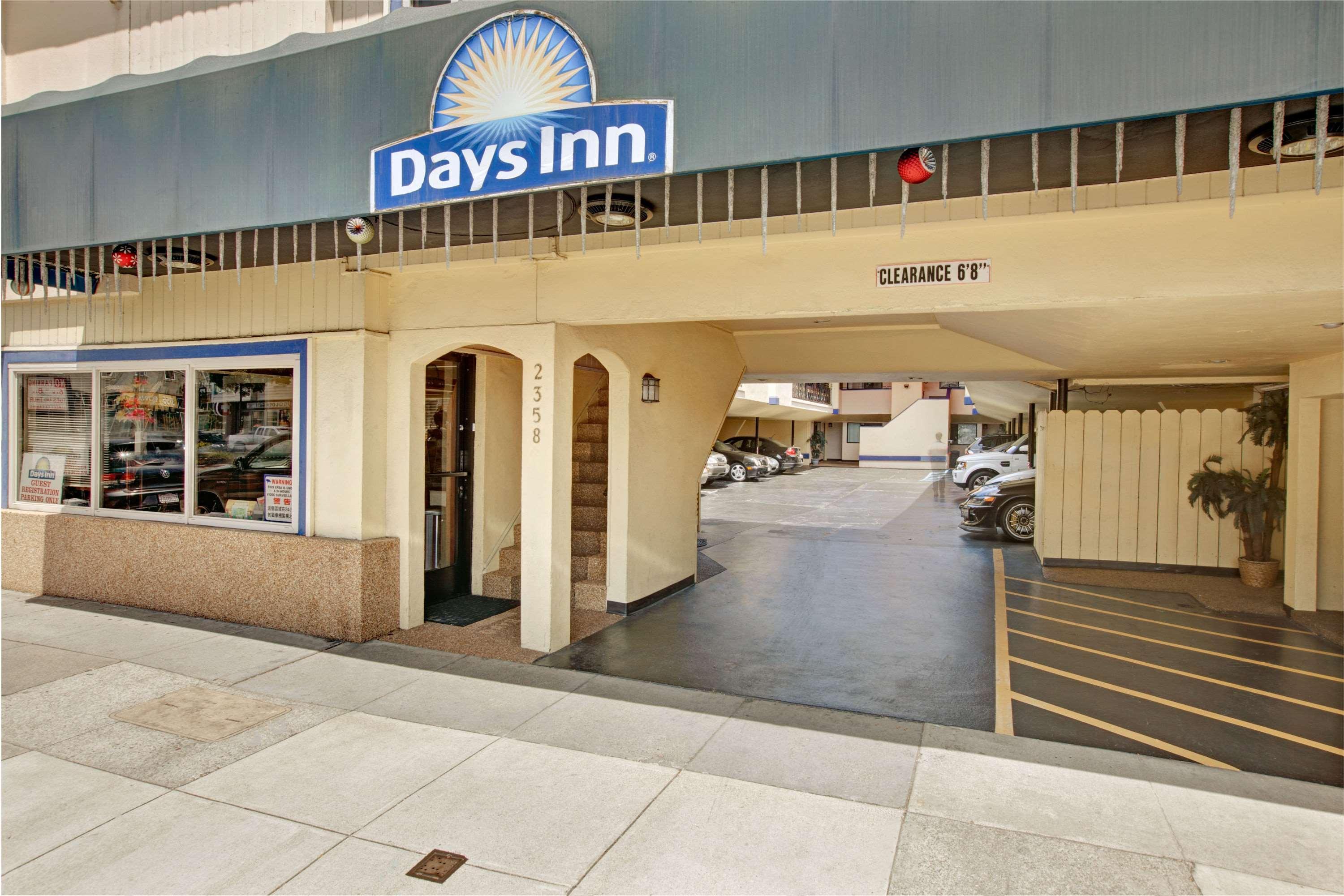 Days - Lombard Hotel