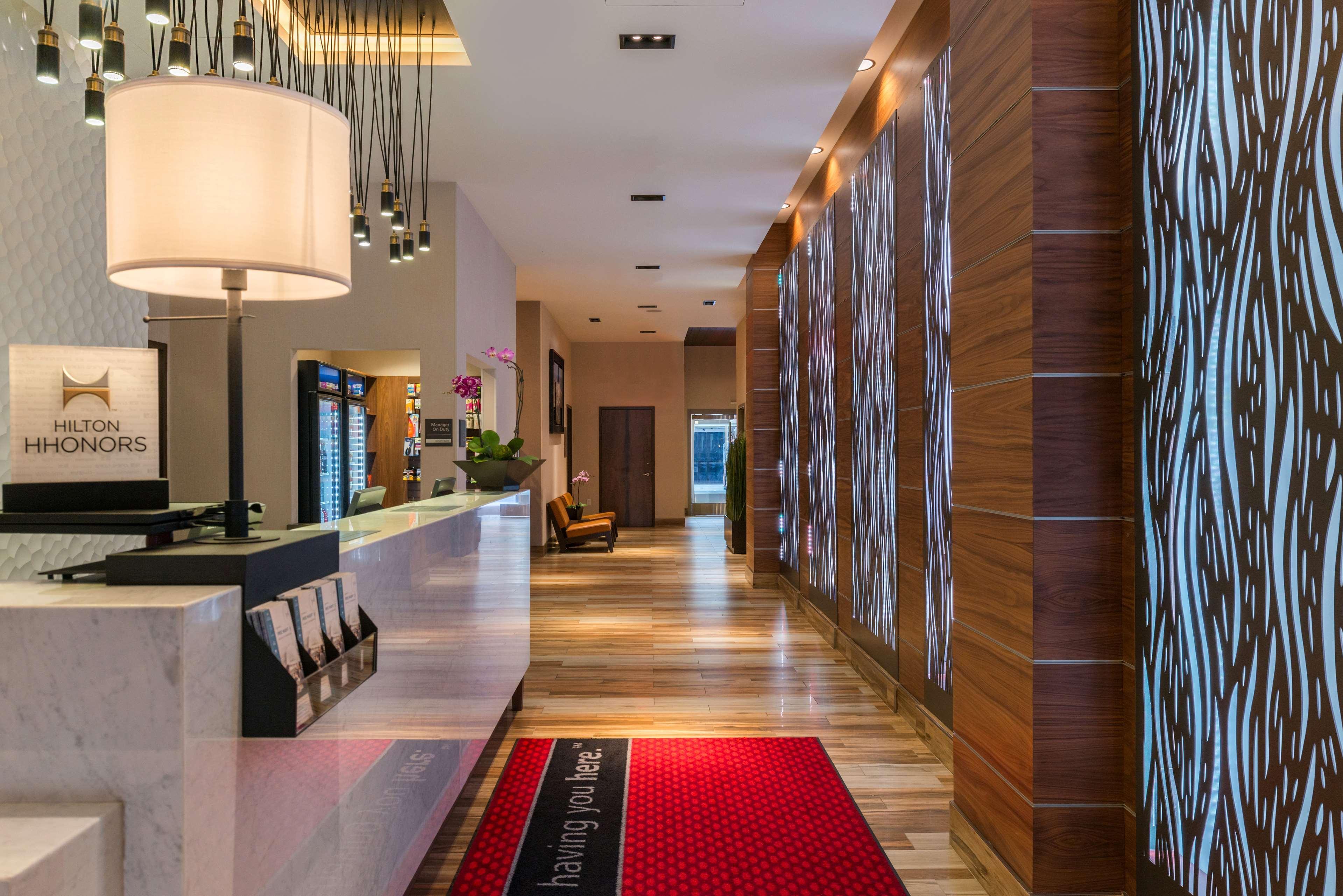 Hotel Hampton Downtown/convention Center 3*
