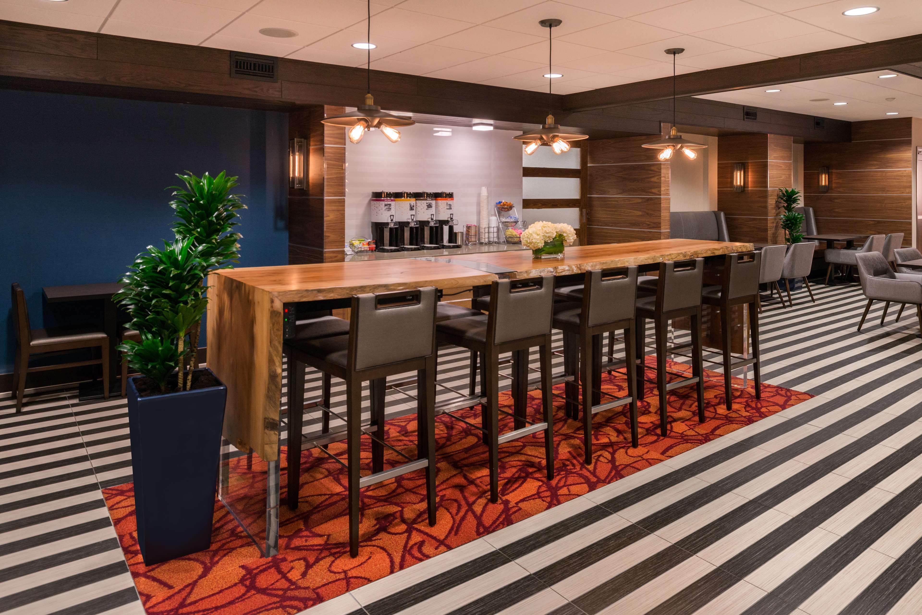 Hampton Downtown/convention Center Hotel