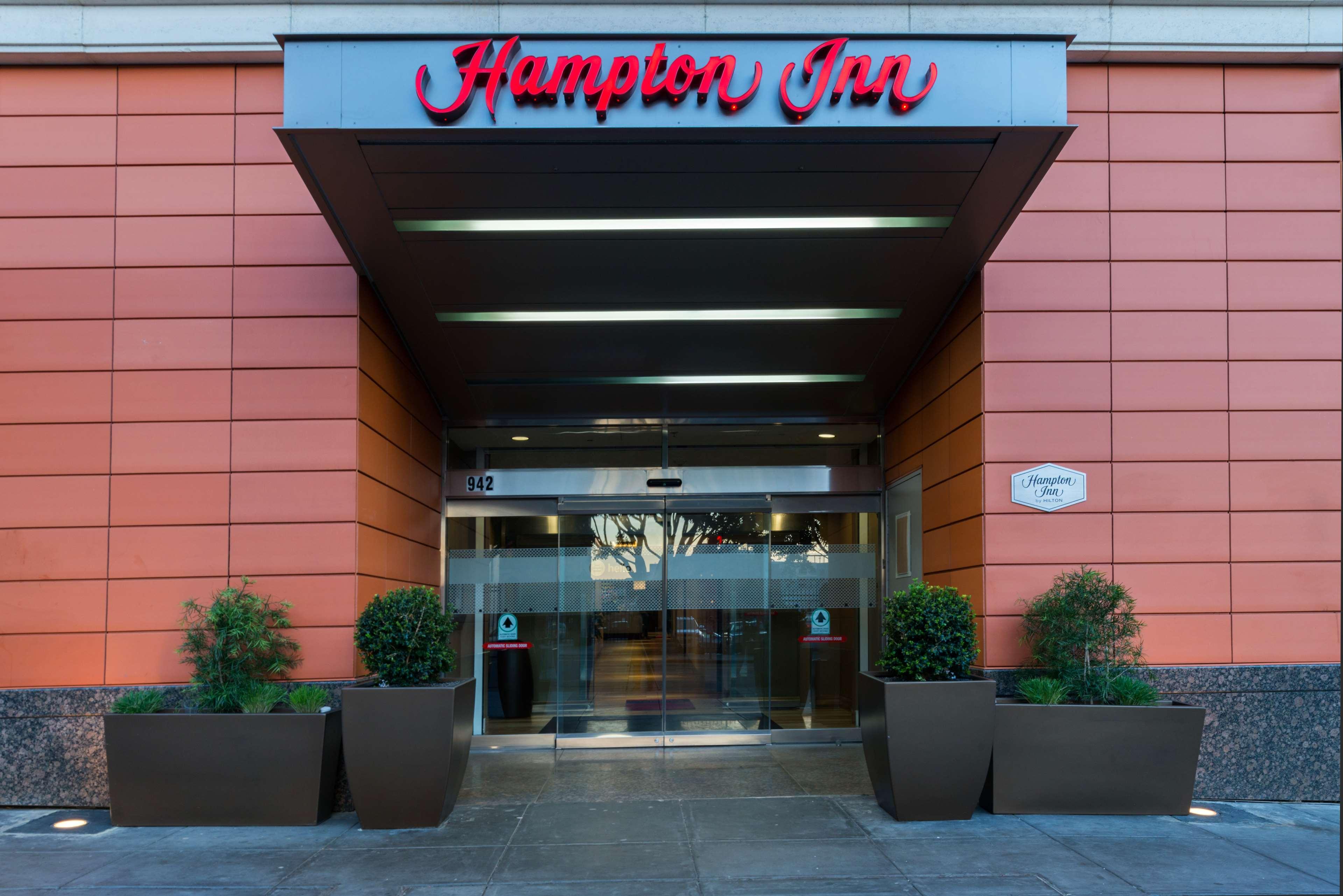 Hampton Downtown/convention Center Hotel