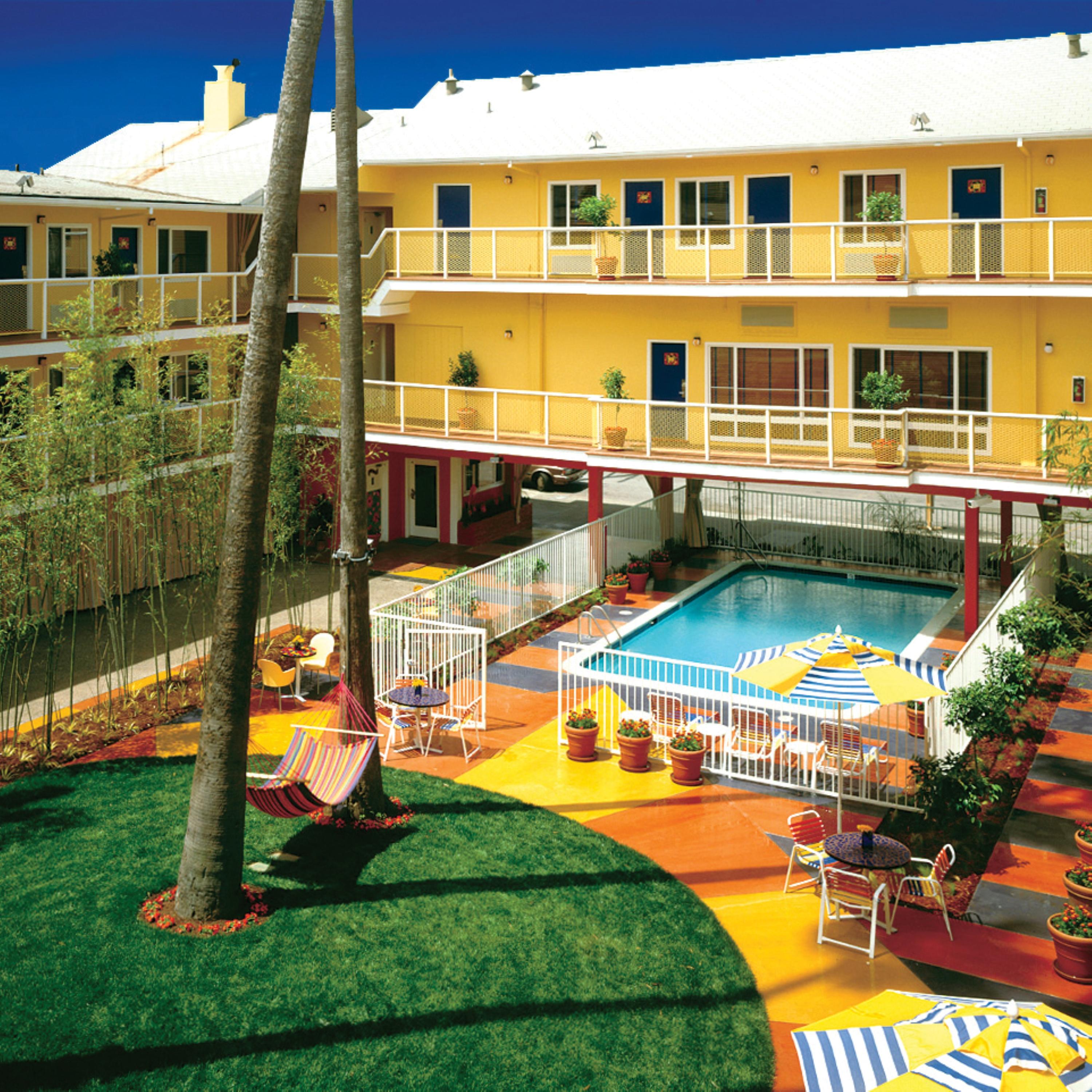 Hotel Del Sol 3*