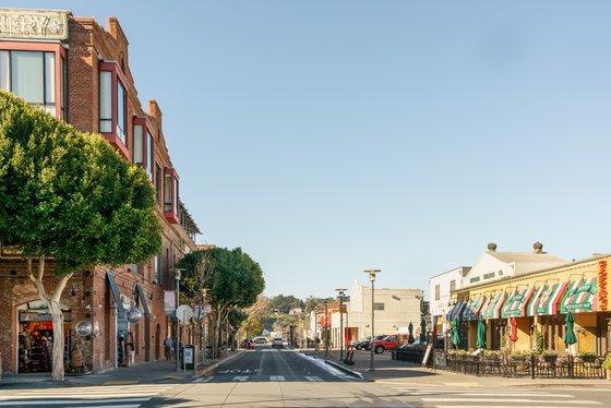 Caza Fisherman's Wharf 4*