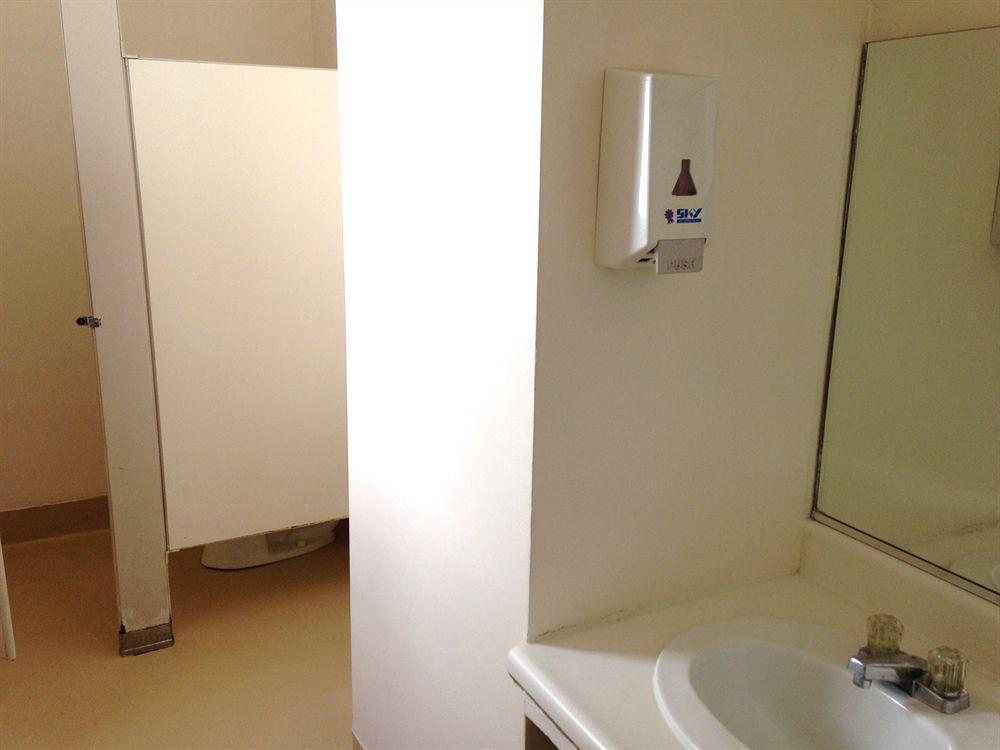 Minna Hostel *