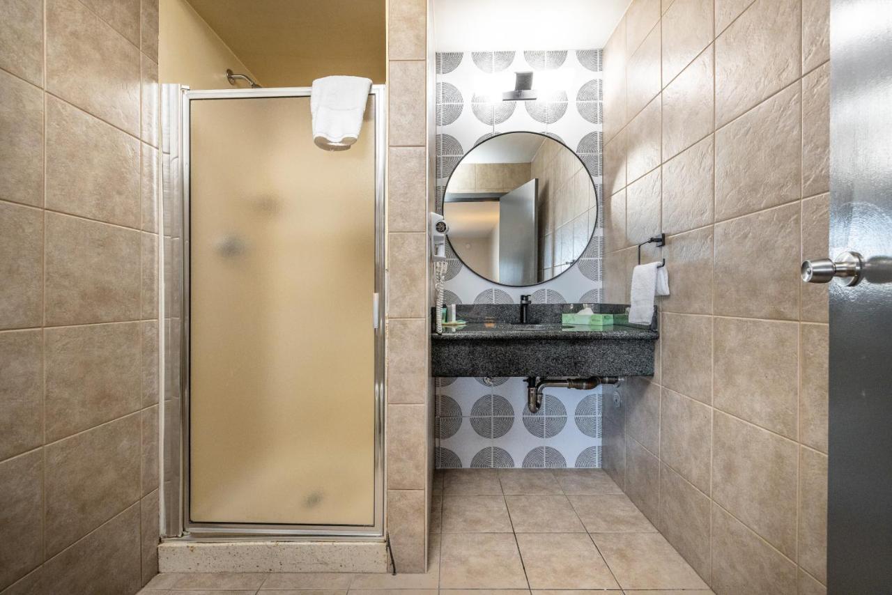 Hotel La Luna Inn, Ascend Collection