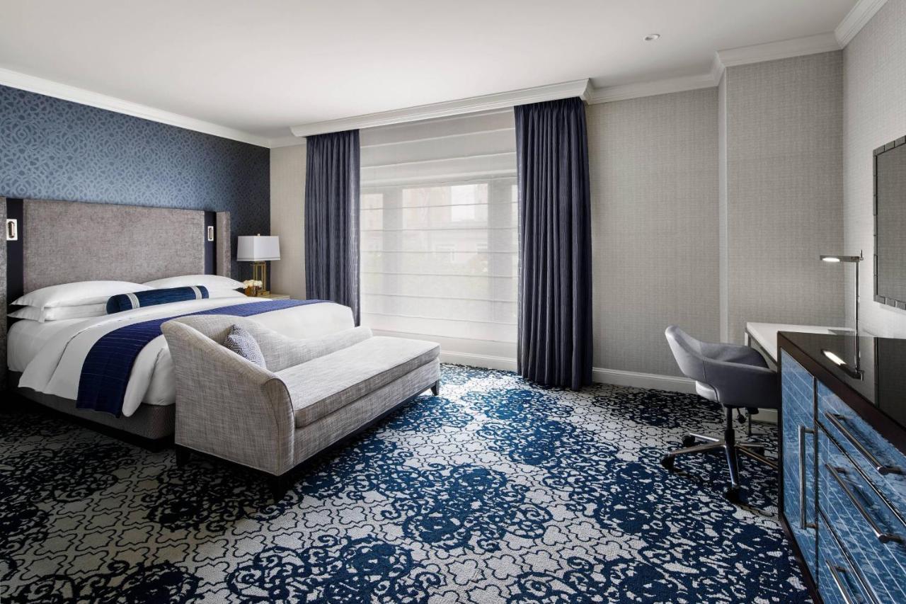 The Ritz-carlton, Hotel