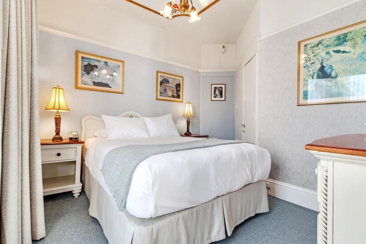 Cornell De France Hotel 3*