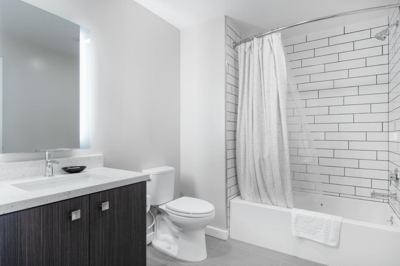Soma 2br W Gym Game Patio Nr Civic Center Sfo-165 San Francisco