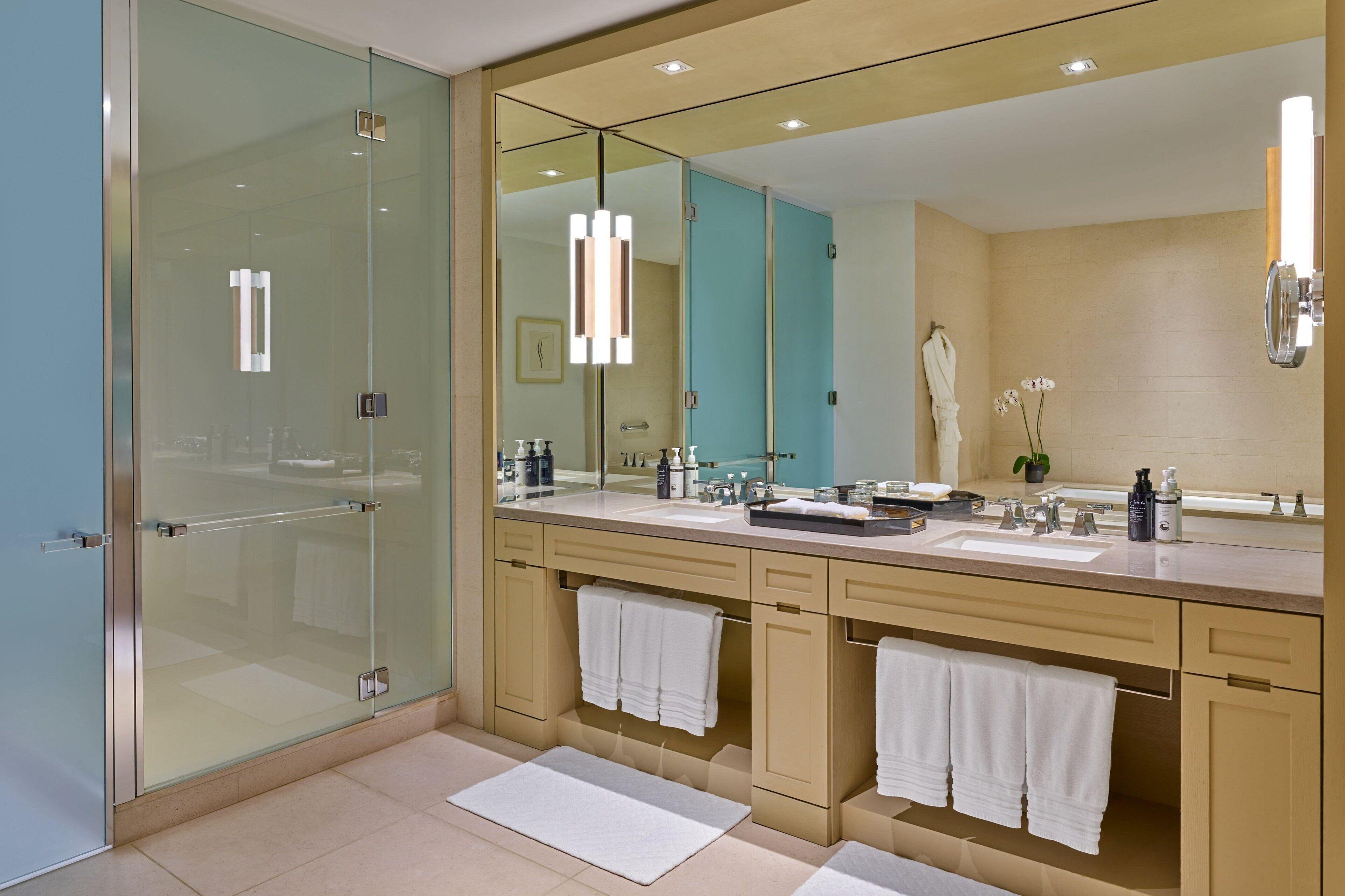 The St. Regis 5*
