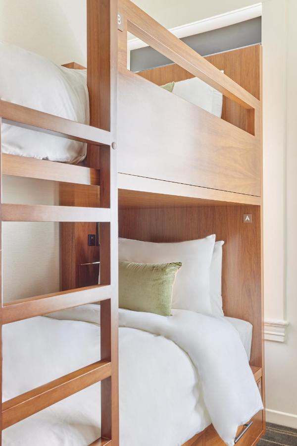 Found Hotel,