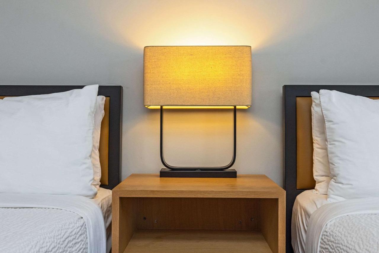Infinity San Francisco, Tapestry Collection By Hilton Hotel 4*