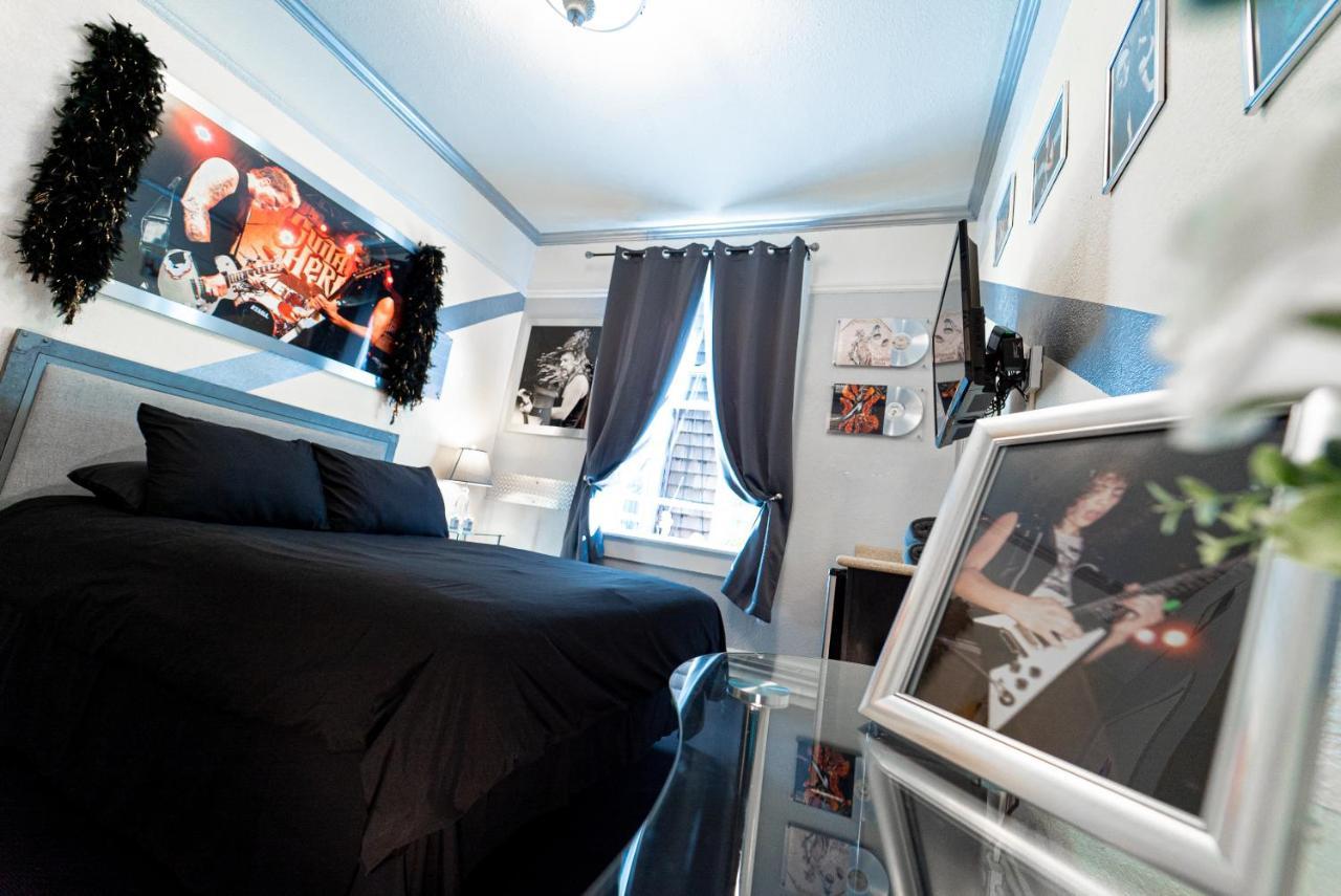Music - Of The Music Hall Of Fame Hostel *