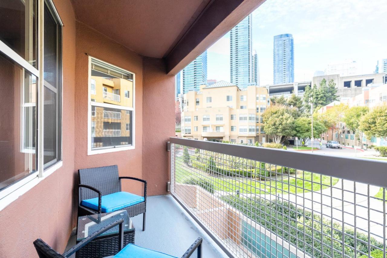 S 2br W Pool Nr Att Park Sfo-322 *