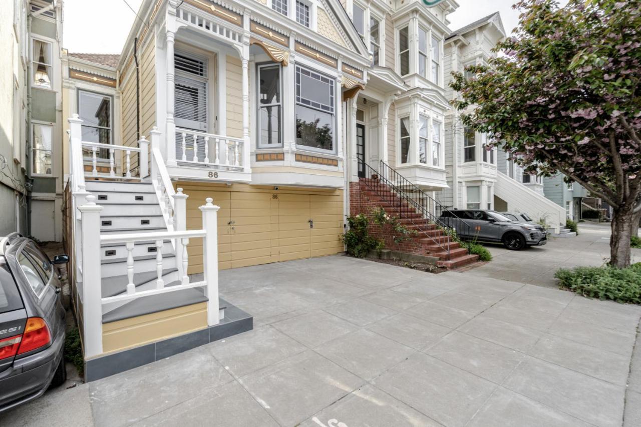 Stylish And Spacious 2nd Flr 2 Bedroom Victorian Holiday home San Francisco