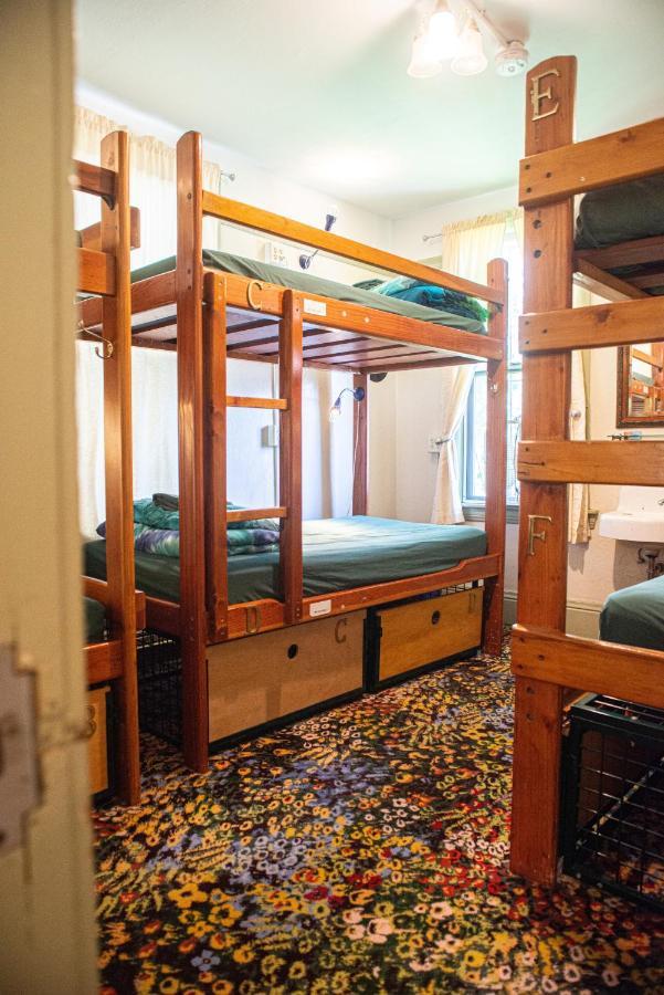 Green Tortoise Hostel San Francisco