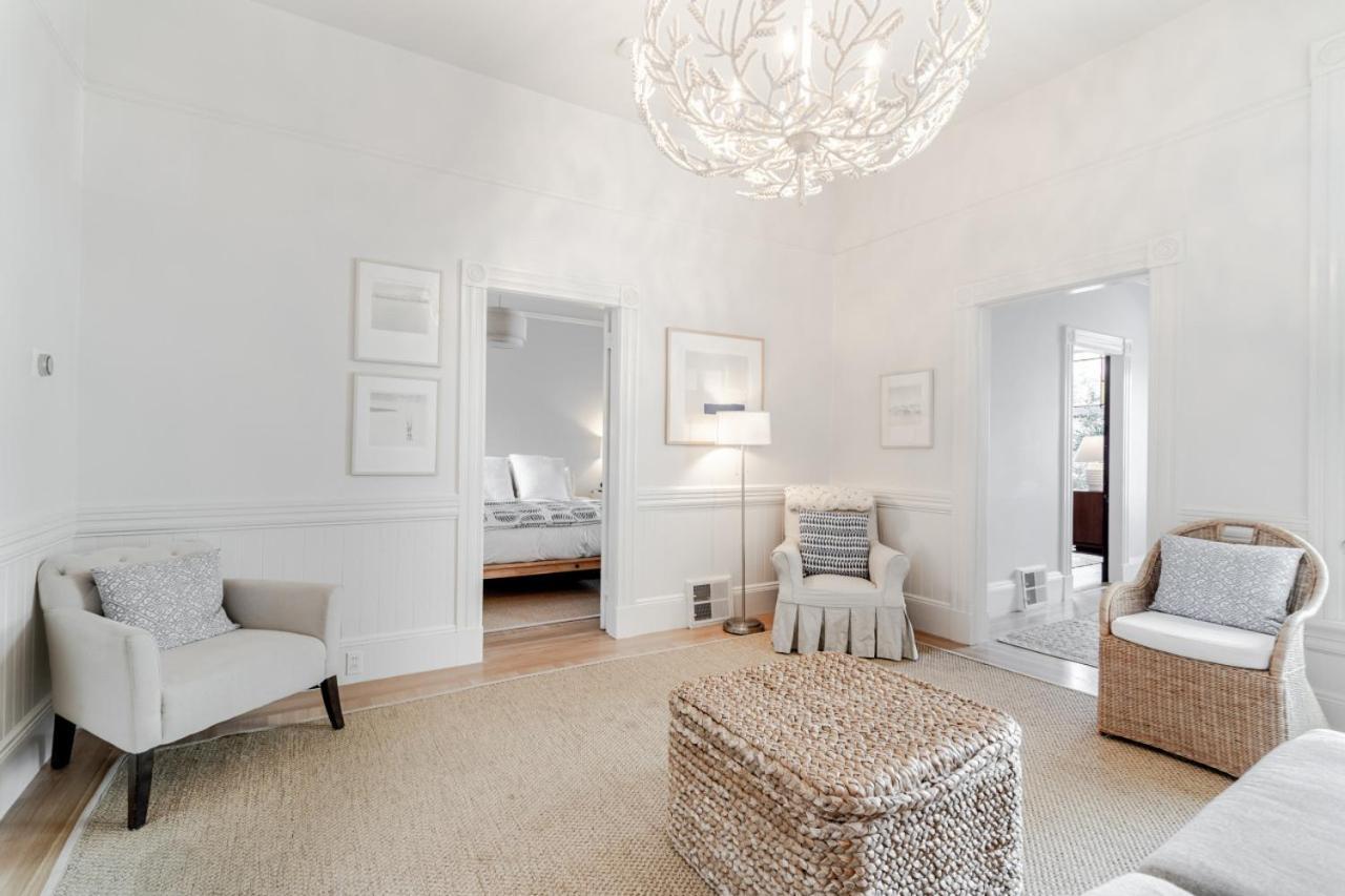 Stylish And Spacious 2nd Flr 2 Bedroom Victorian Holiday home San Francisco