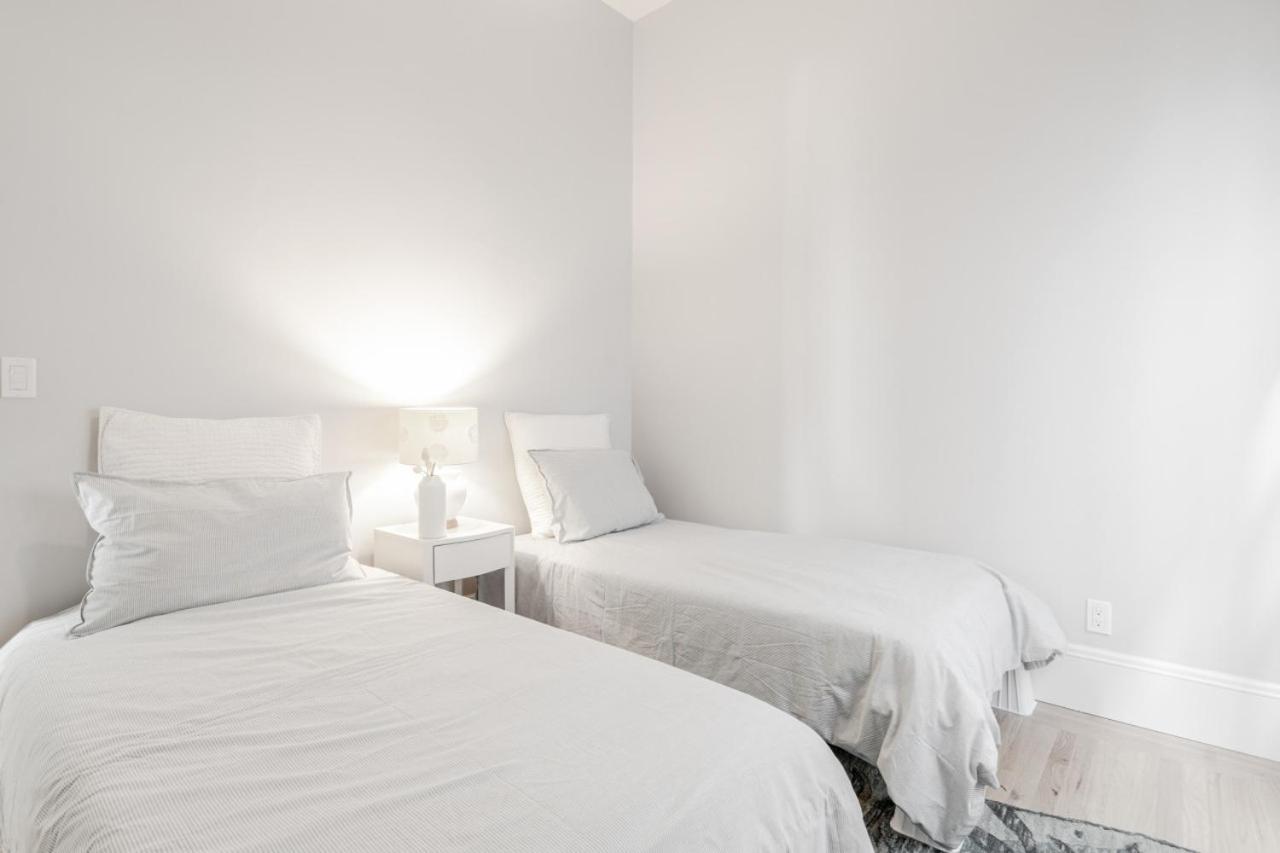 Stylish And Spacious 2nd Flr 2 Bedroom Victorian San Francisco