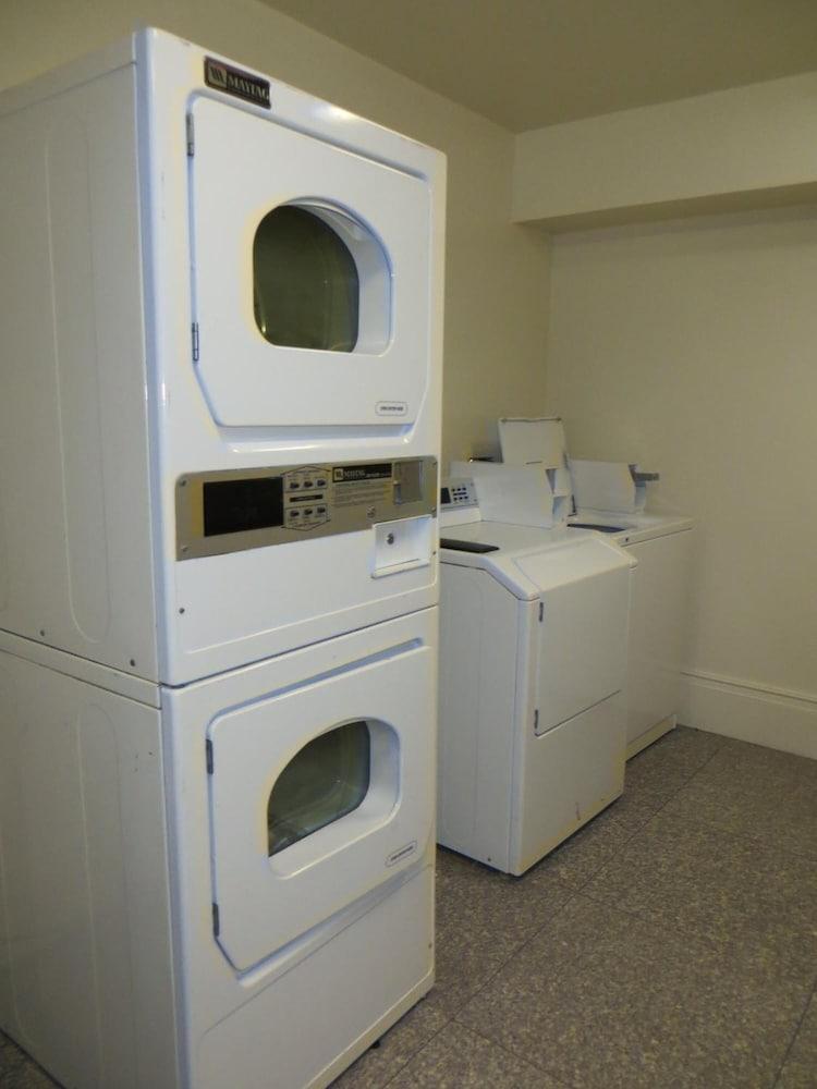 Hotel North (adults Only)