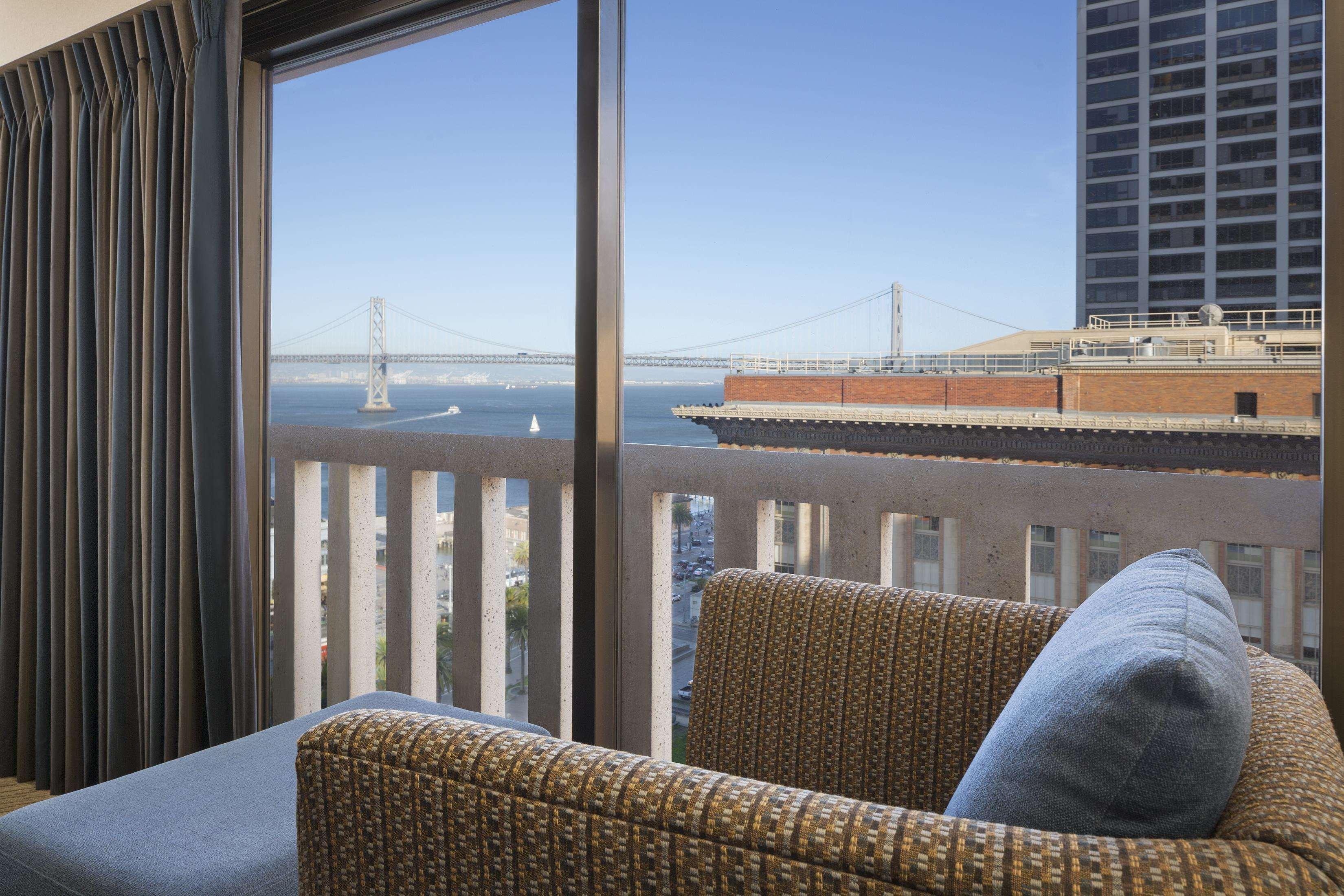 Hyatt Regency Hotel 4*