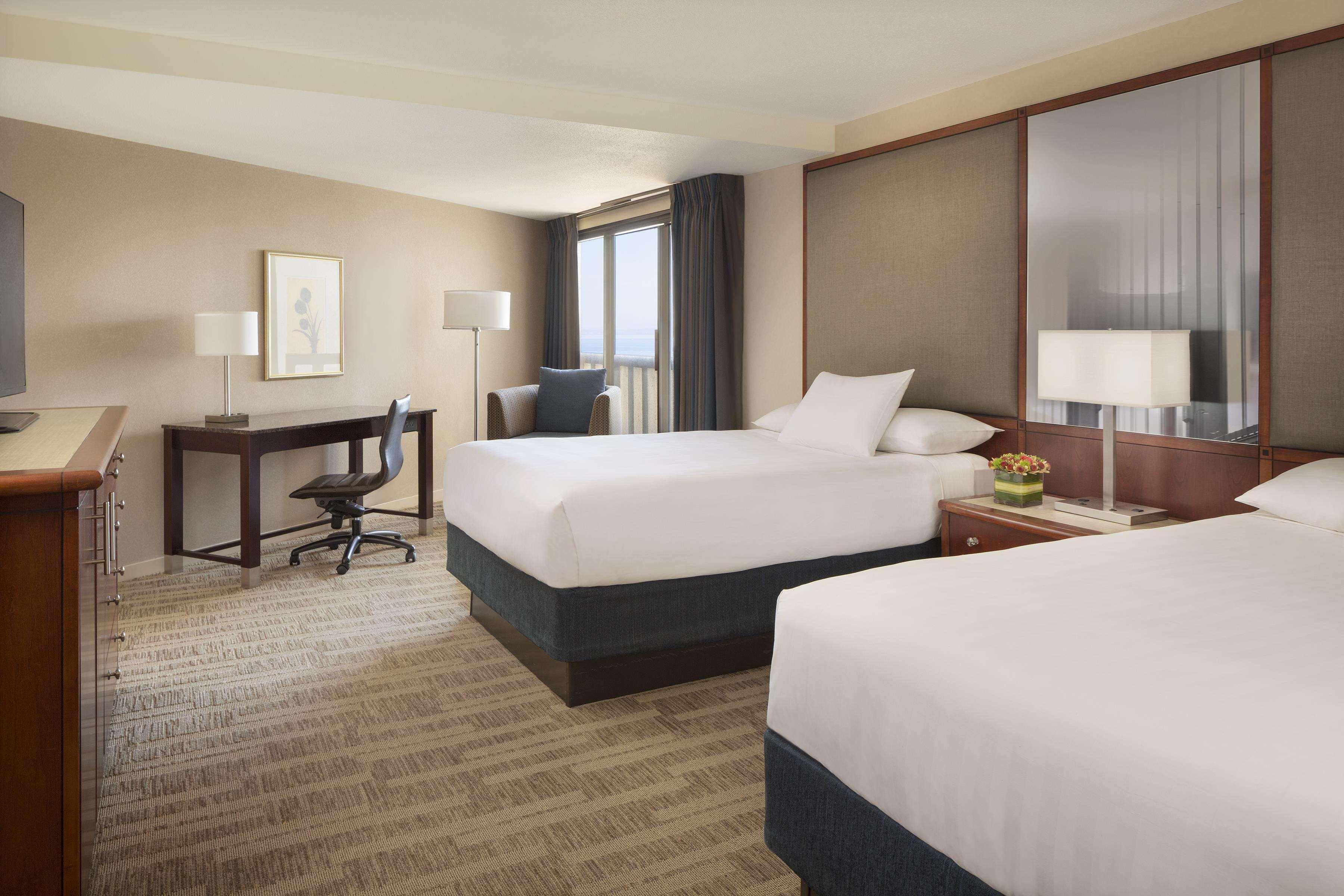 Hyatt Regency Hotel 4*