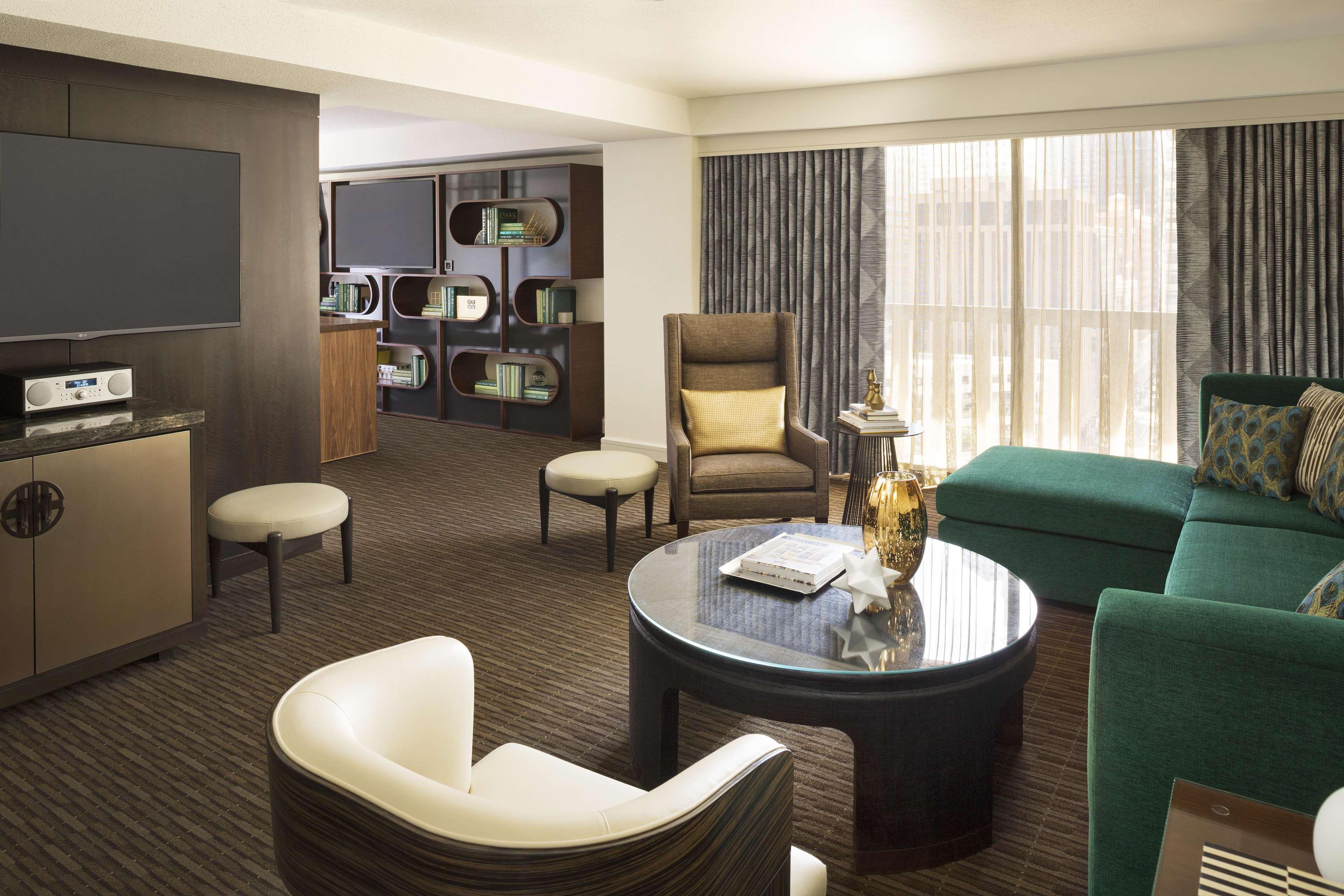 Hyatt Regency Hotel 4*