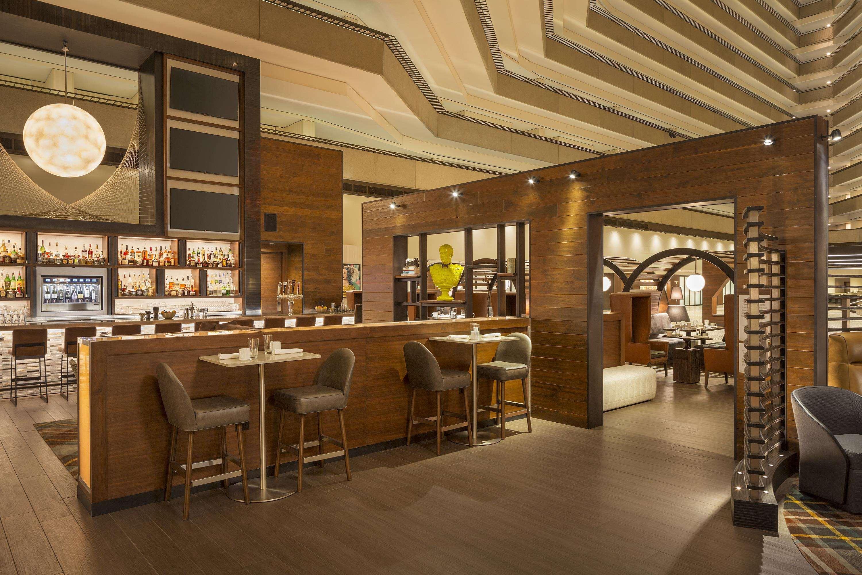Hyatt Regency Hotel 4*