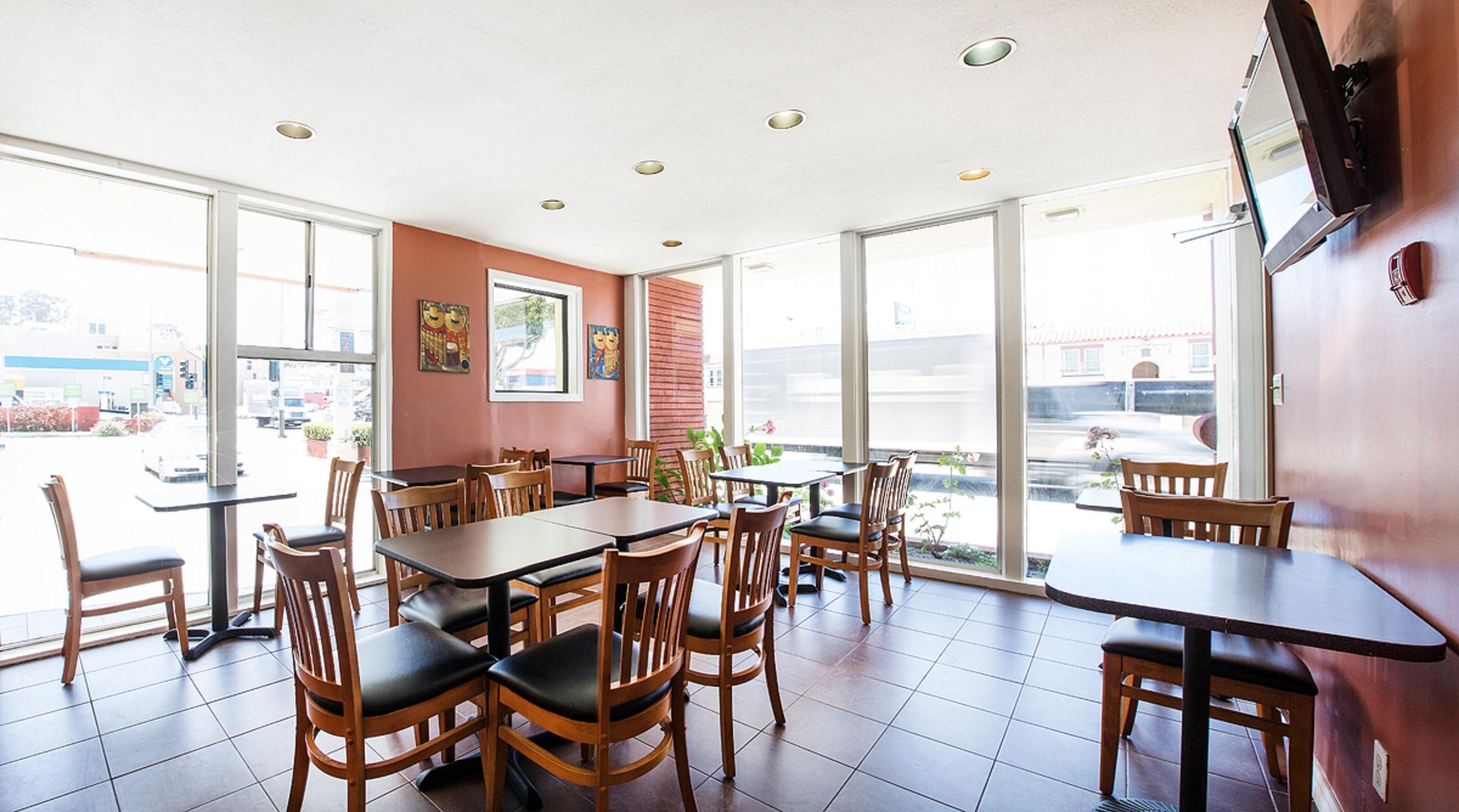 La Luna Inn, Ascend Collection Hotel 2*