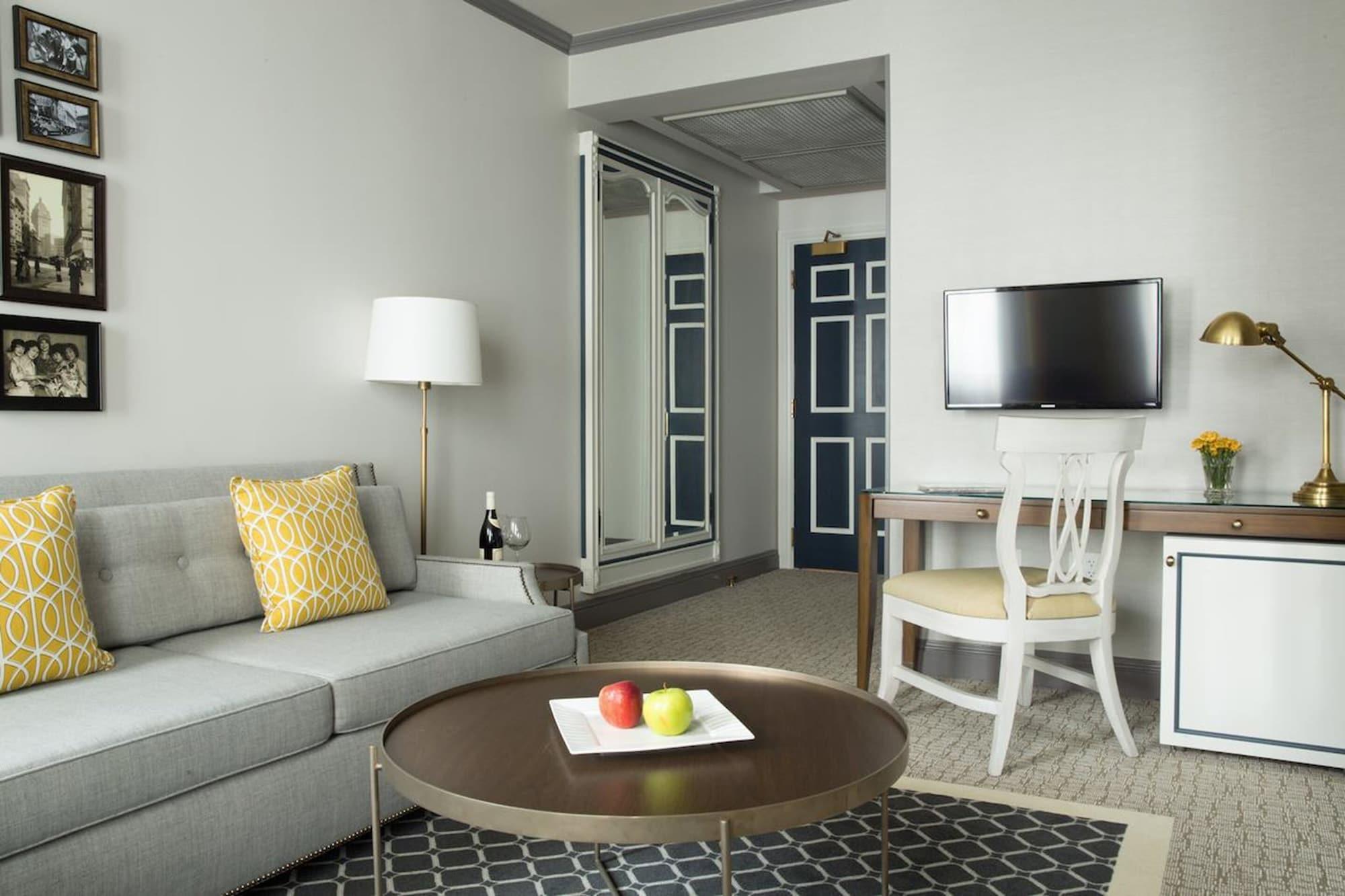 Warwick Hotel