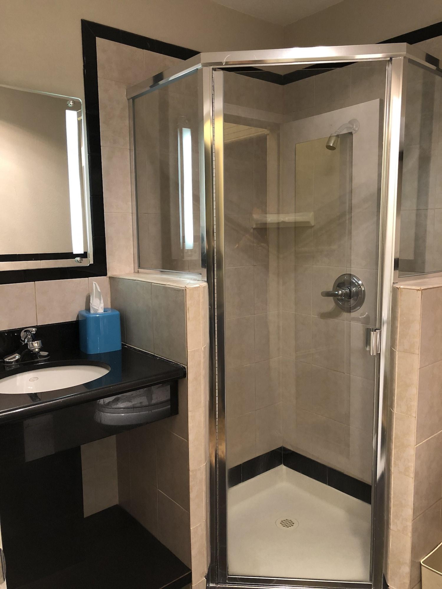 Hotel Center And