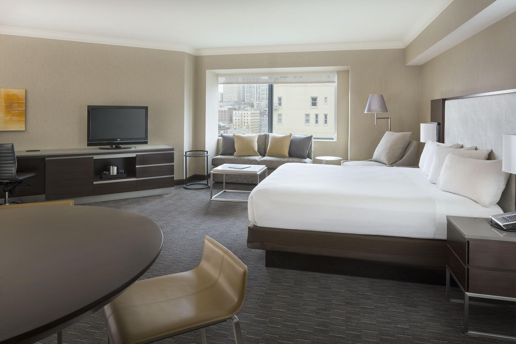Hilton Union Square 4*