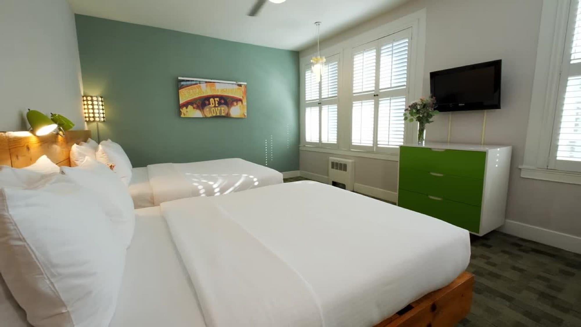 Garrett Hotel