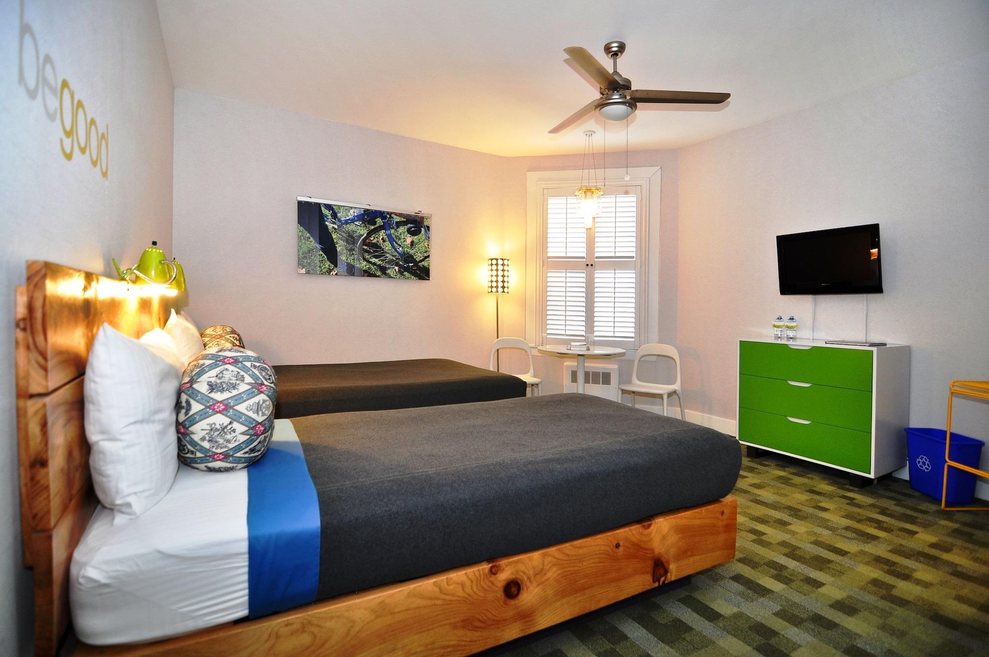Garrett Hotel 3*