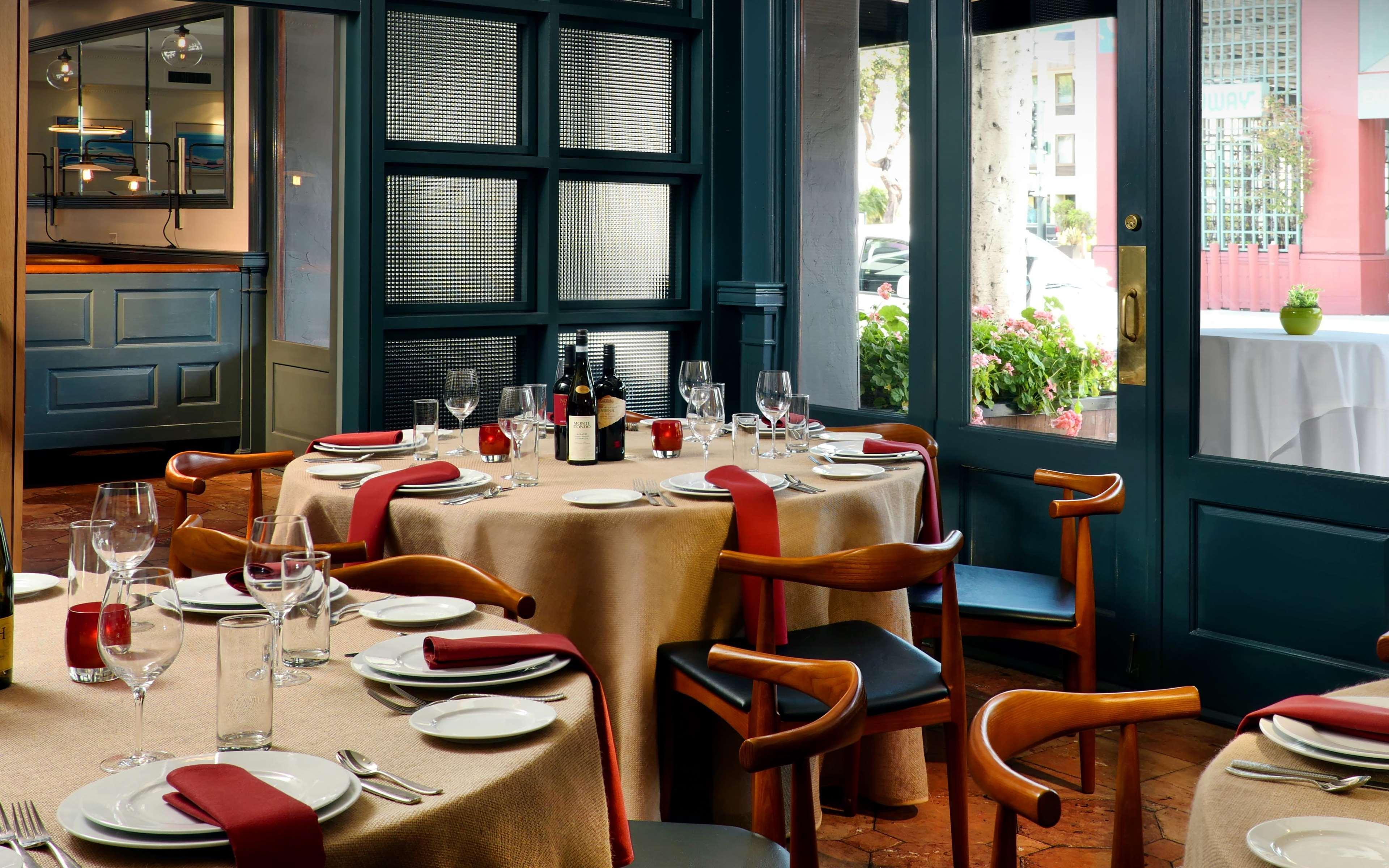 Zoe Fisherman's Wharf 4*