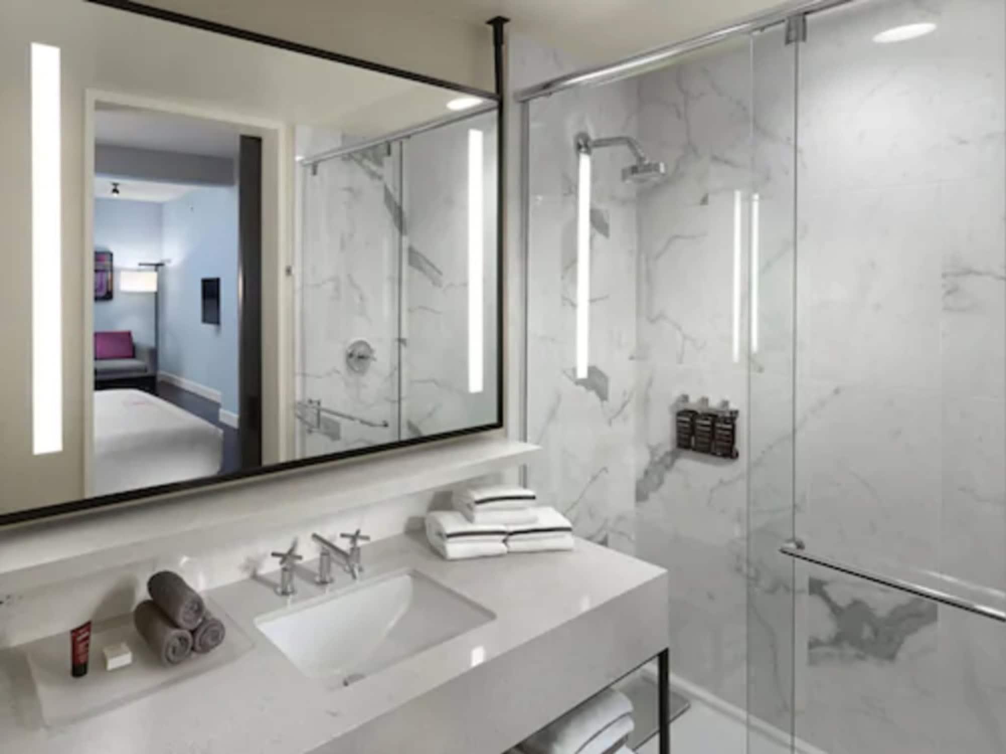 Axiom 4* San Francisco