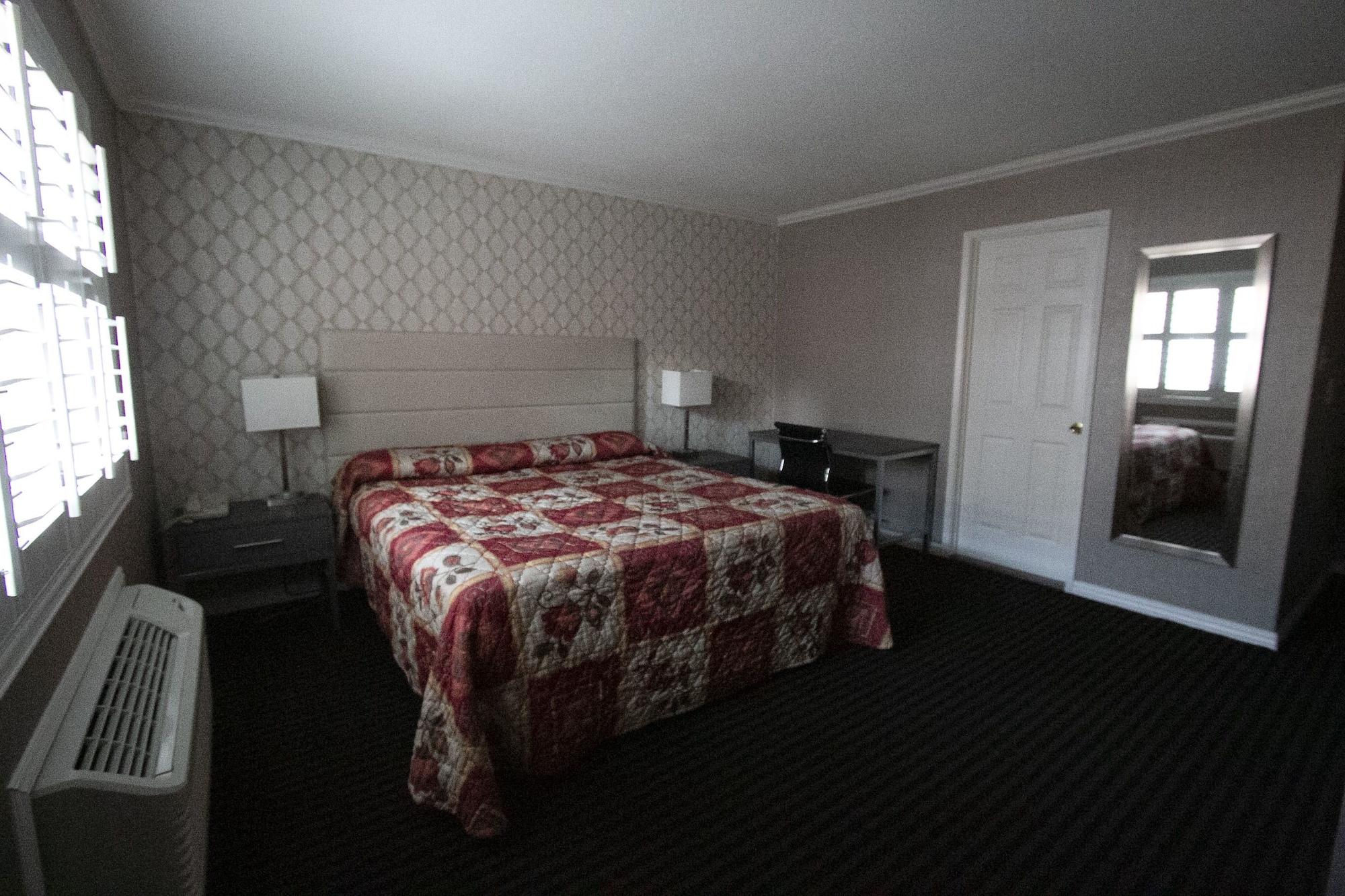 Alpha And Motel